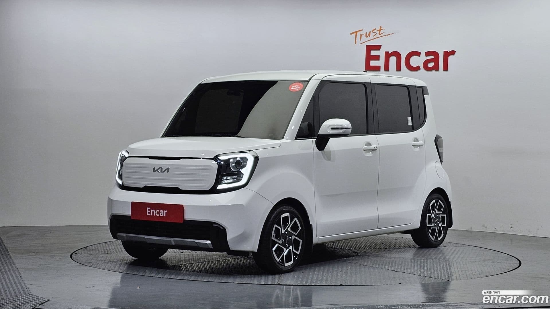 Main__Slider__Photo:RAY Kia 2024.2-0