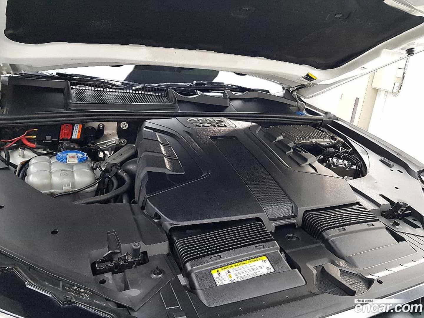 Q7 Audi 2016.2-OUTER-006