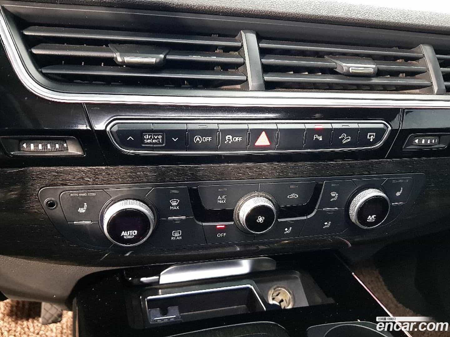 Q7 Audi 2016.2-OPTION-015
