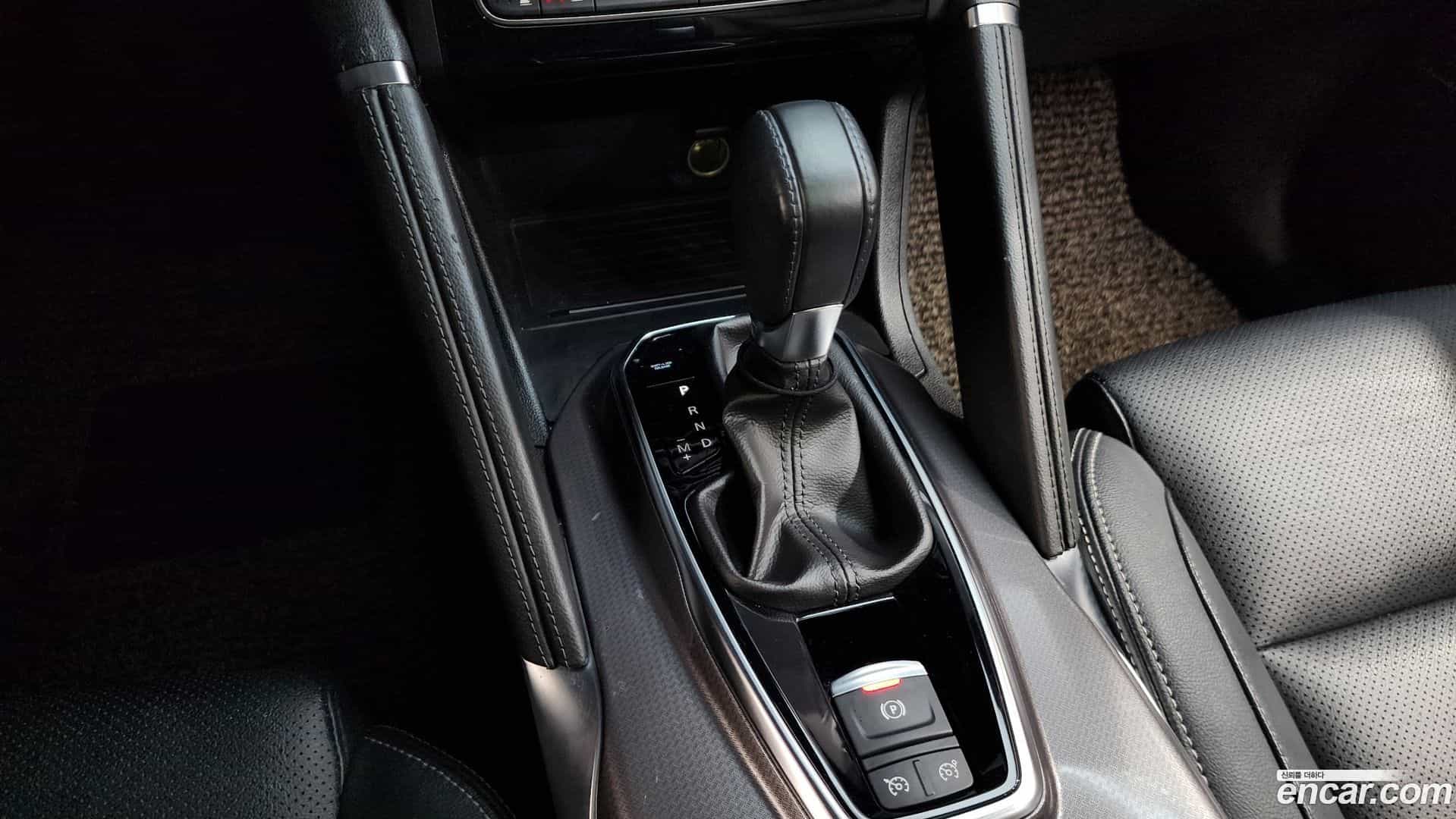 QM6 Renault Korea 2017.11-INNER-009