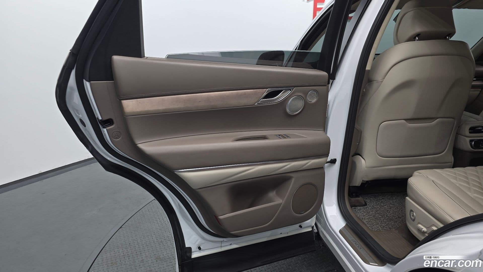 Main__Slider__Photo:GV80 Genesis 2020.11-25