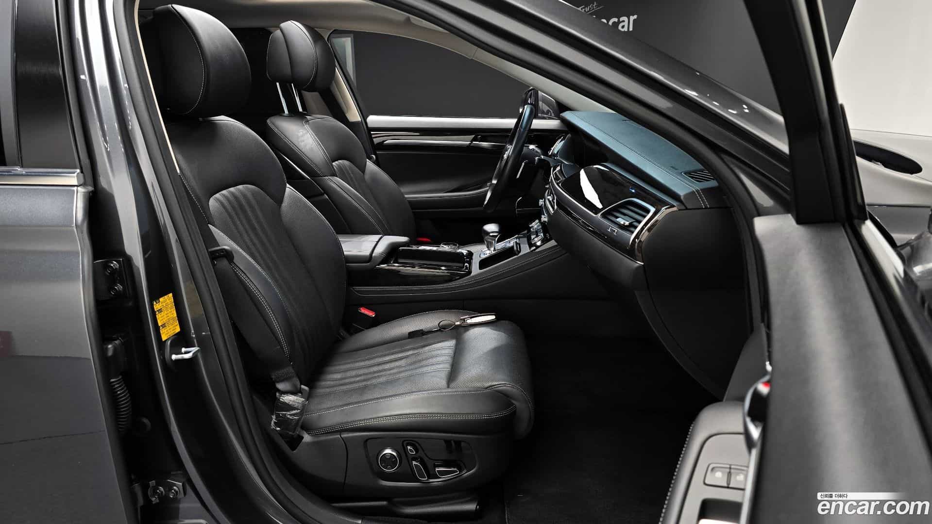 G90 Genesis 2019.2-INNER-036