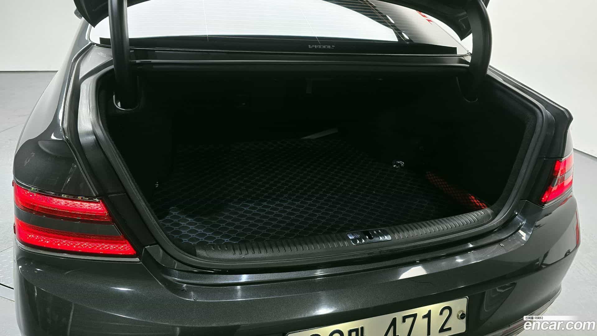 G90 Genesis 2019.2-OPTION-040