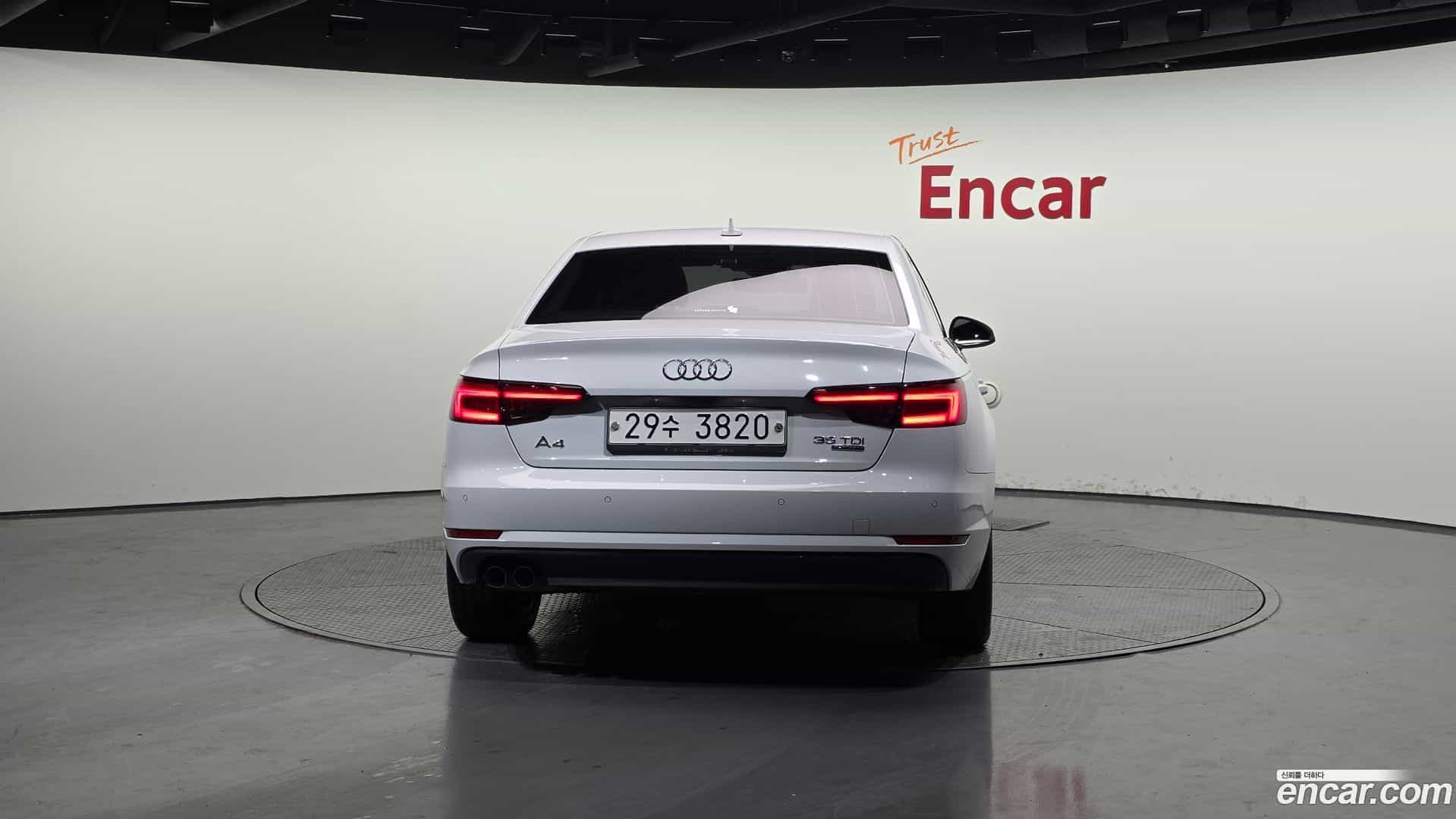 A4 Audi 2018.10-OUTER-004