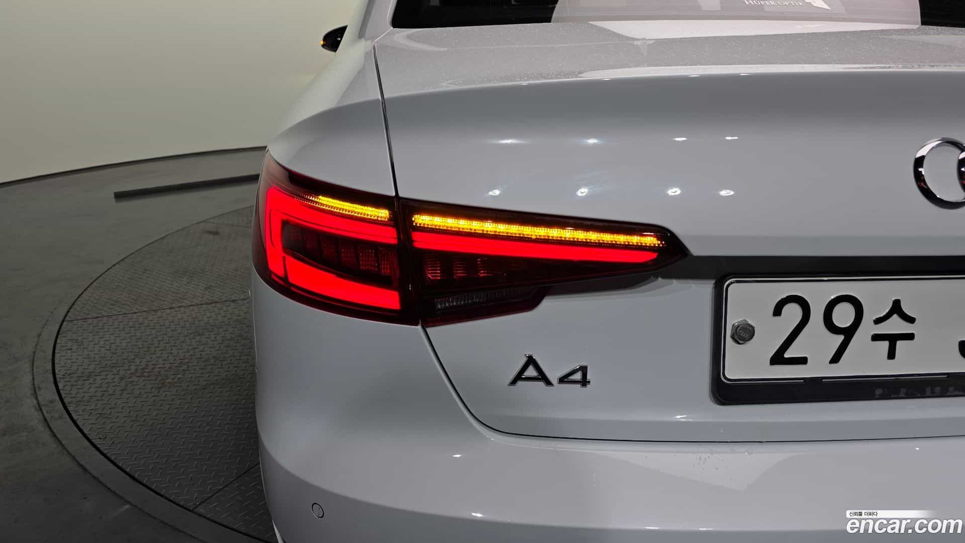 A4 Audi 2018.10-OUTER-033