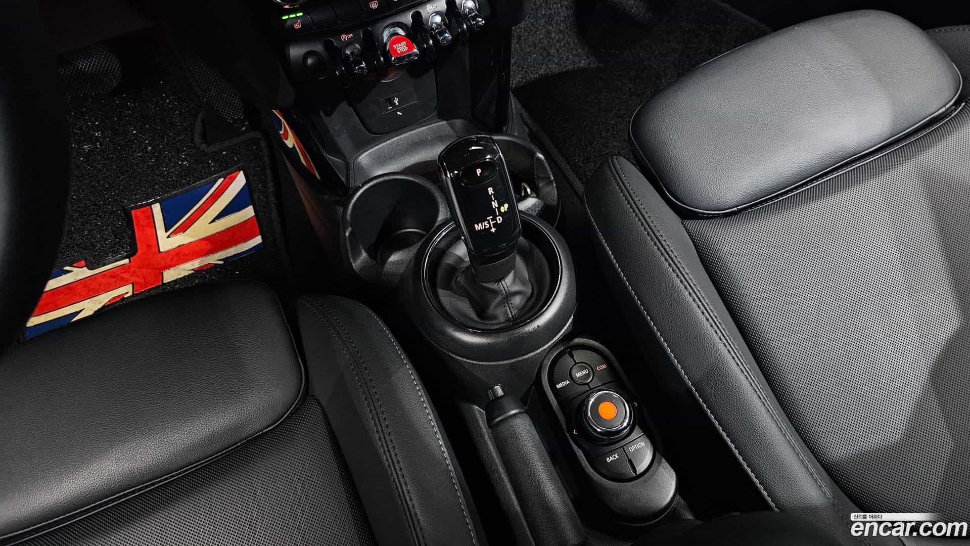 Cooper Mini 2022.4-INNER-009