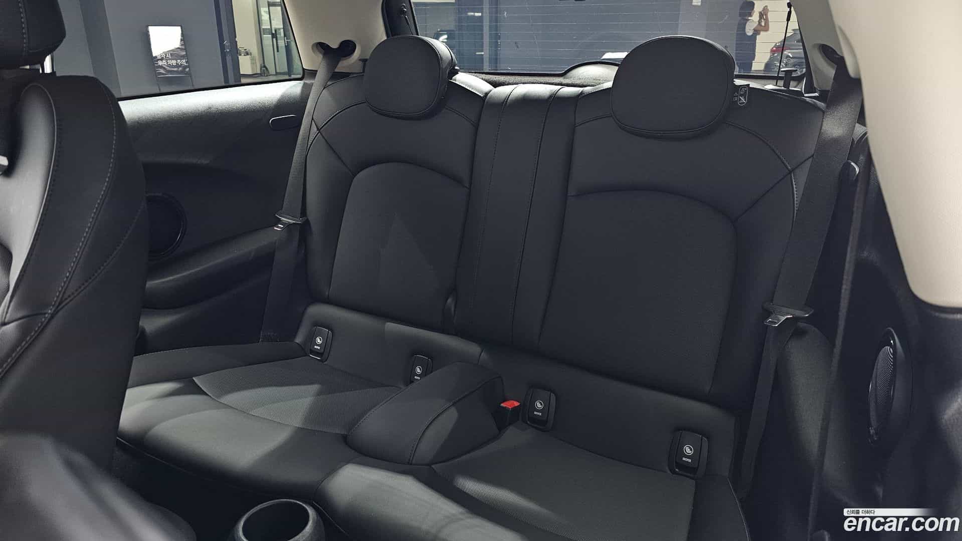Cooper Mini 2022.4-OPTION-015