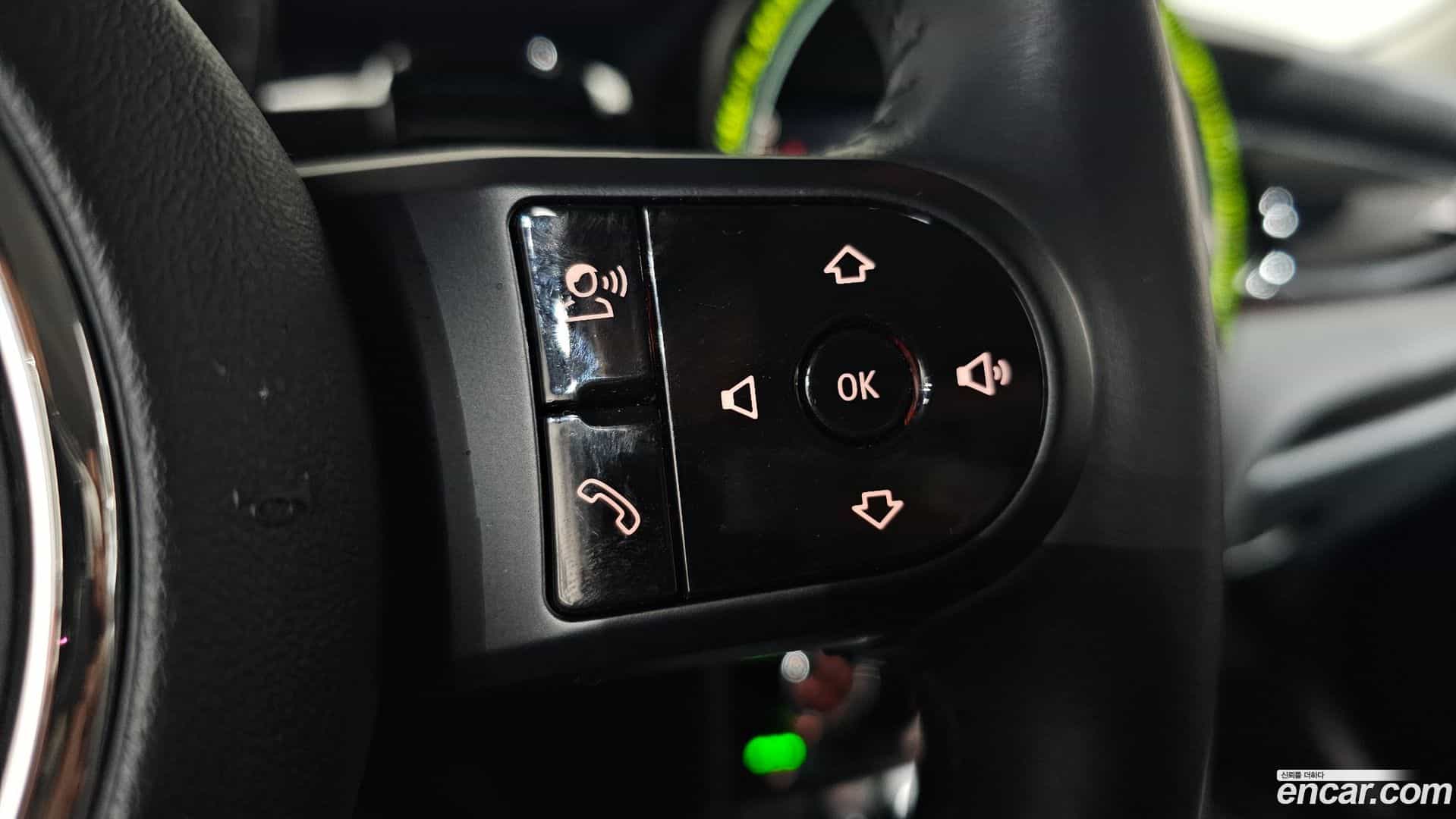 Cooper Mini 2022.4-OPTION-040