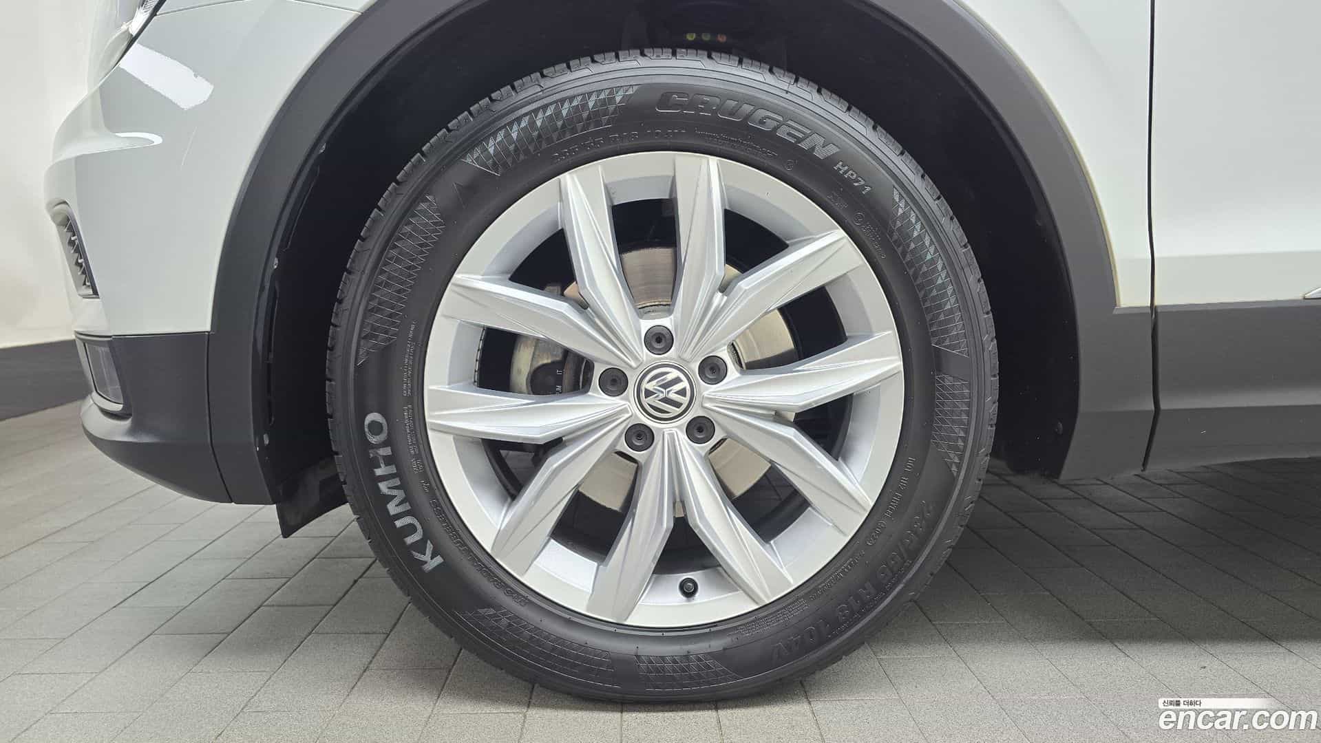 Tiguan Volkswagen 2020.9-OUTER-005