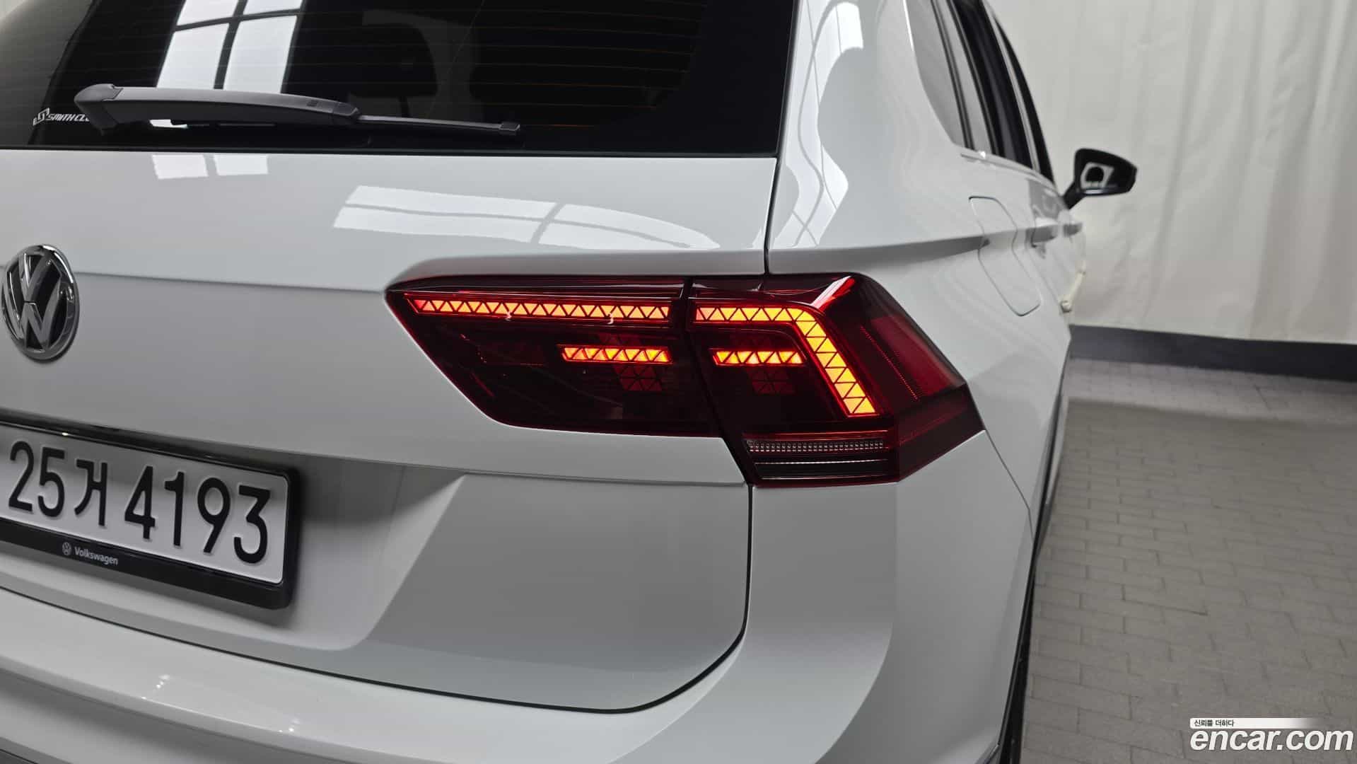 Tiguan Volkswagen 2020.9-OUTER-033