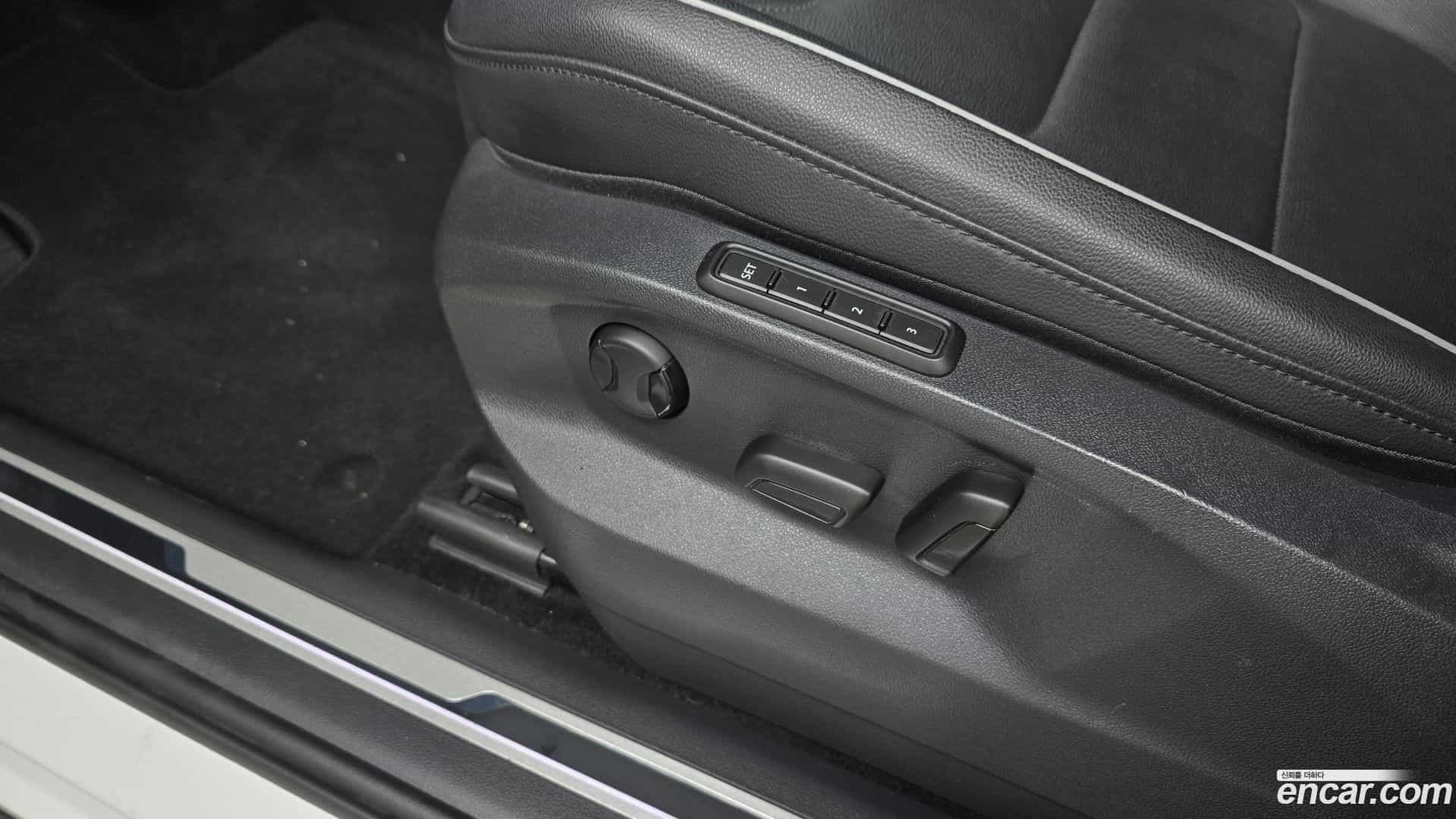 Tiguan Volkswagen 2020.9-OPTION-045