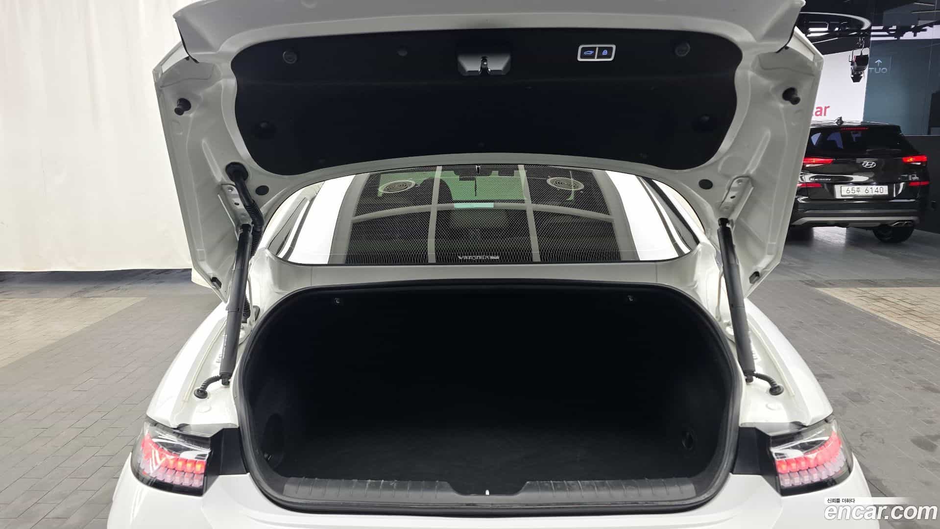 Ioniq6 Hyundai 2022.11-OPTION-045