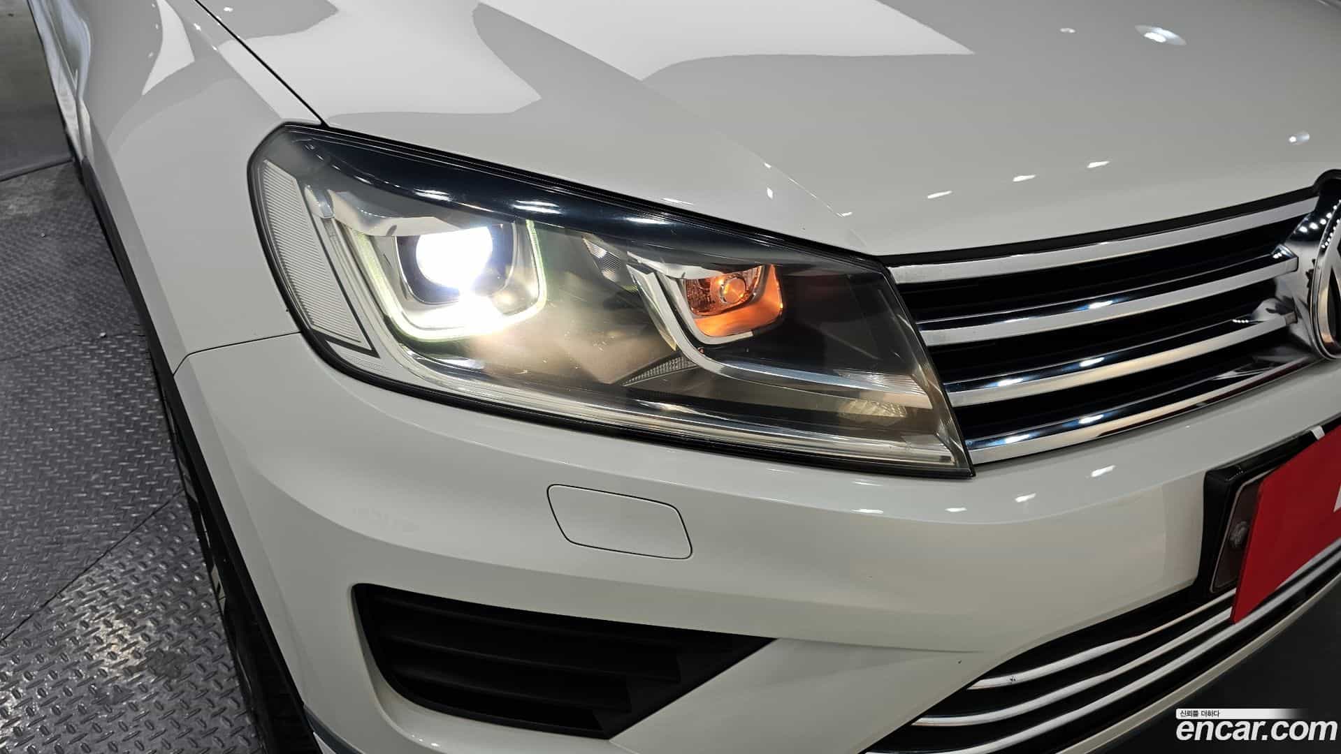Touareg Volkswagen 2016.3-OUTER-032