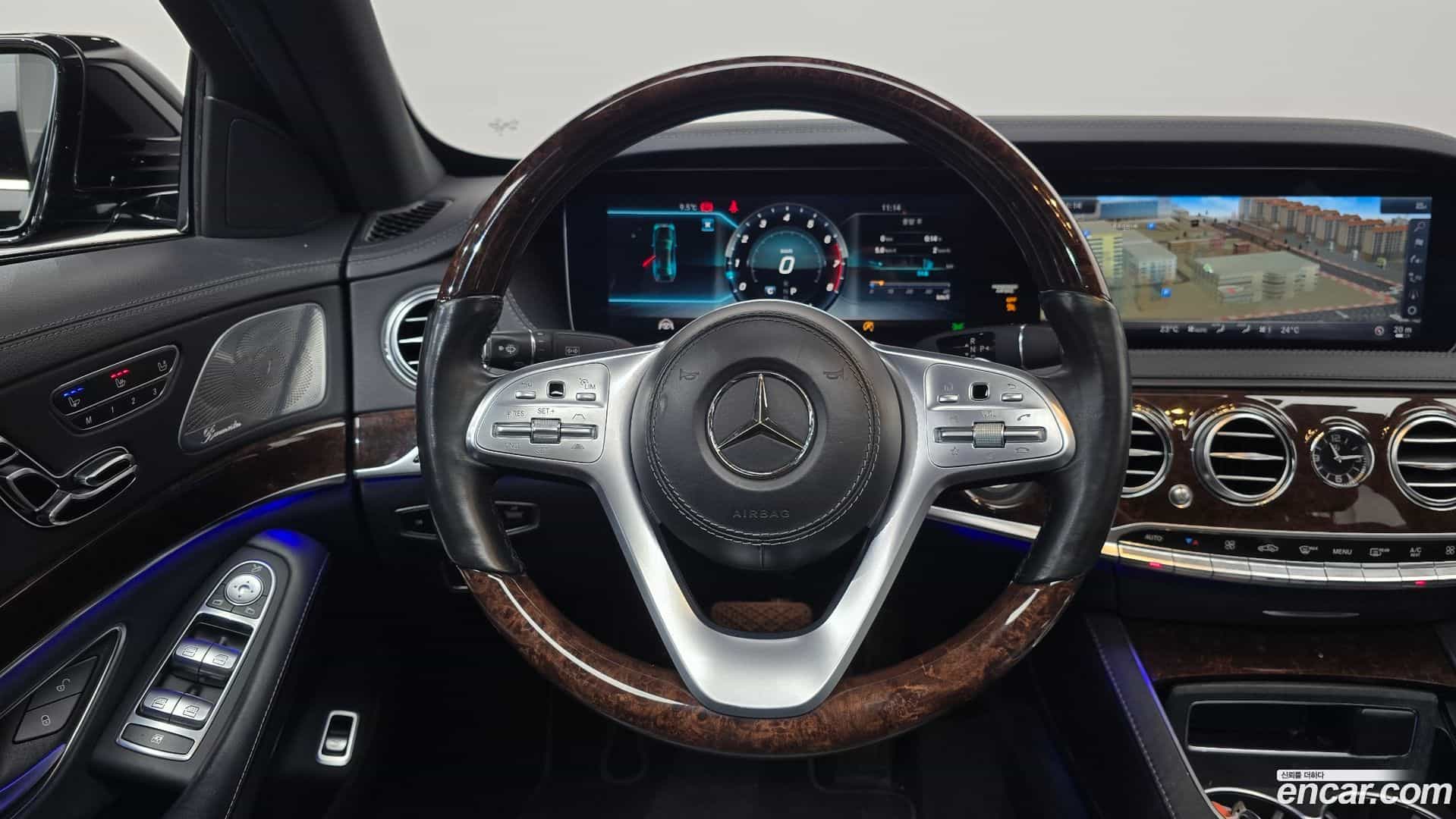 S-Class Mercedes-Benz 2017.10-OPTION-017