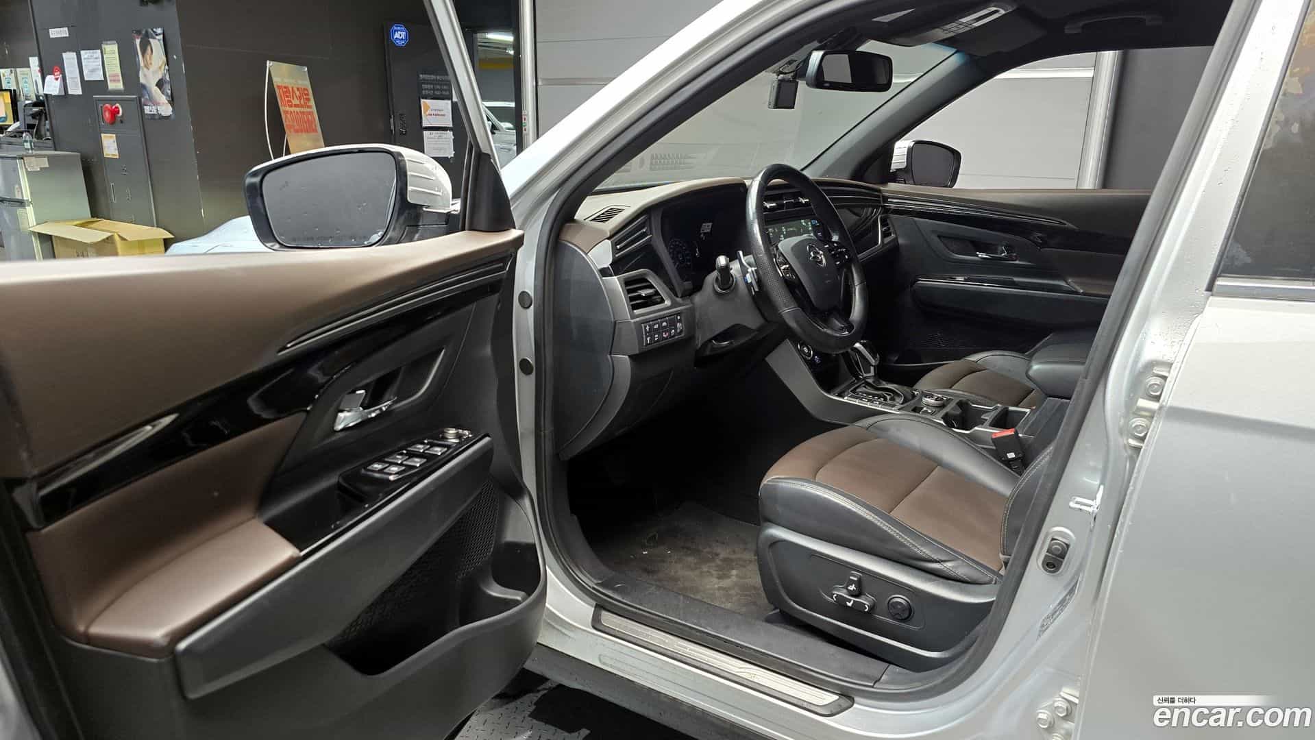 KORANDO KG Mobility 2019.2-INNER-010