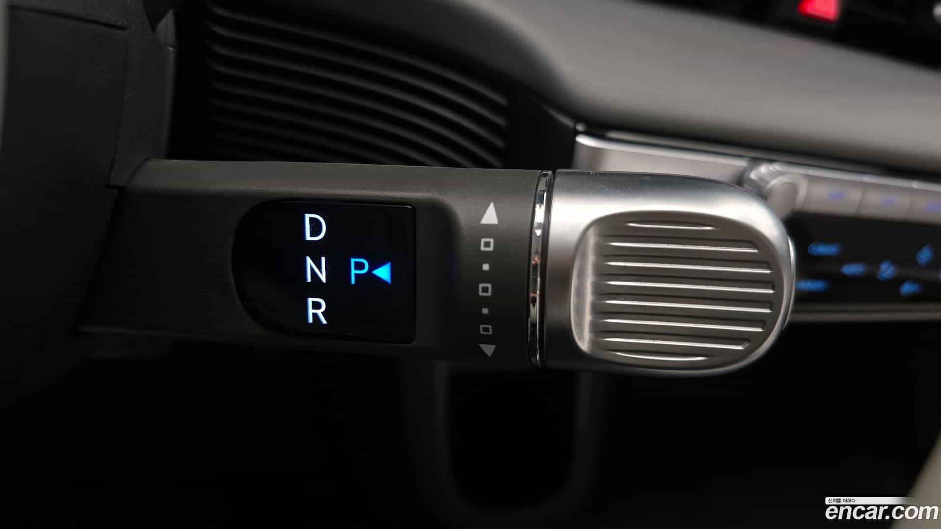 Ioniq5 Hyundai 2022.1-INNER-009