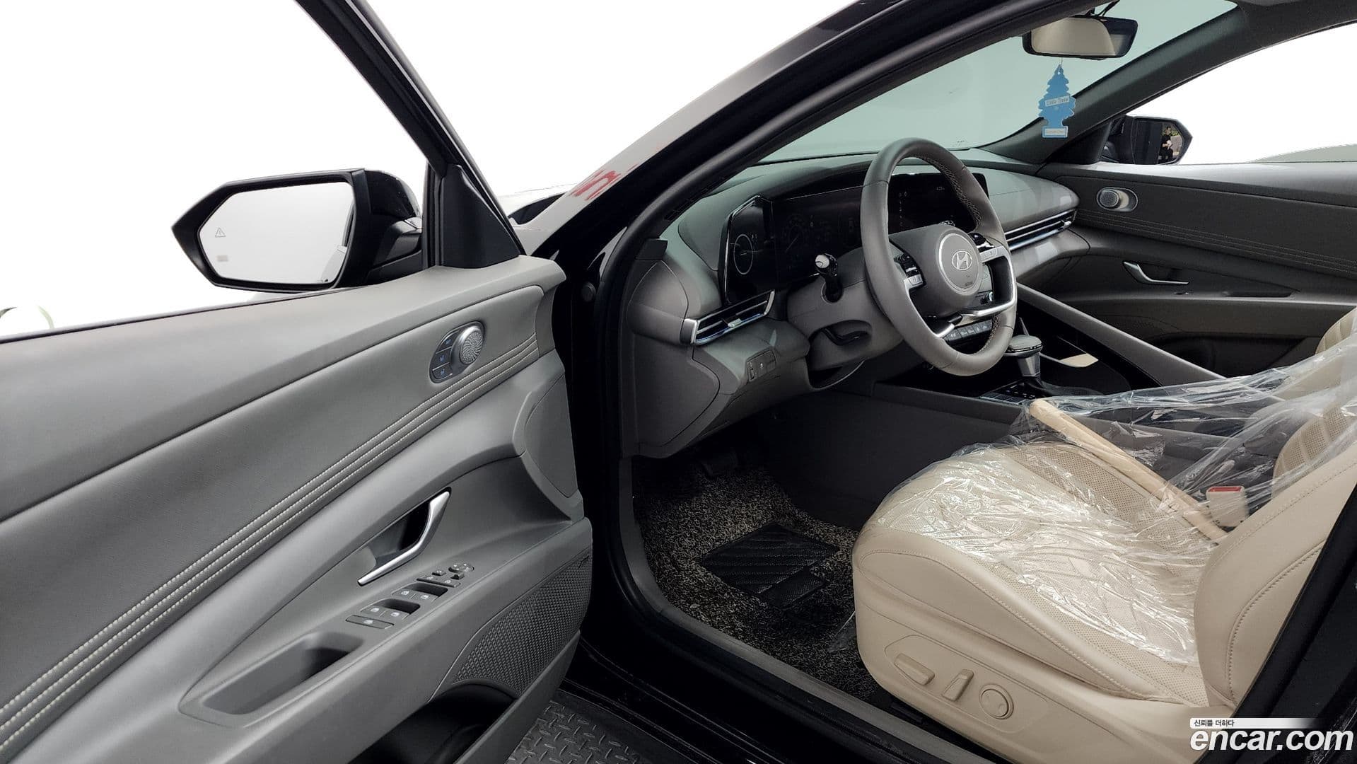 Main__Slider__Photo:AVANTE Hyundai 2023.3-9
