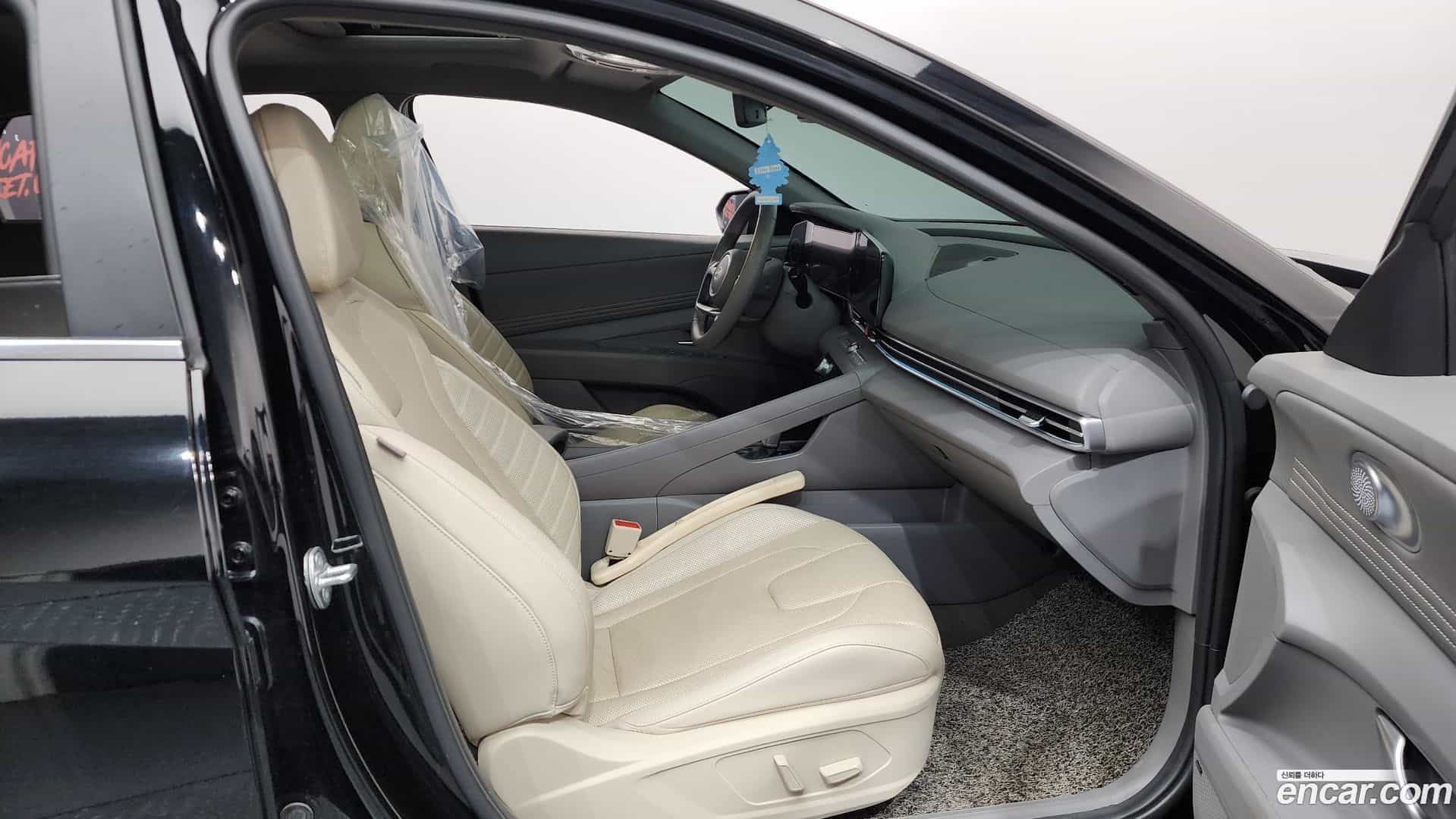 AVANTE Hyundai 2023.3-OPTION-015