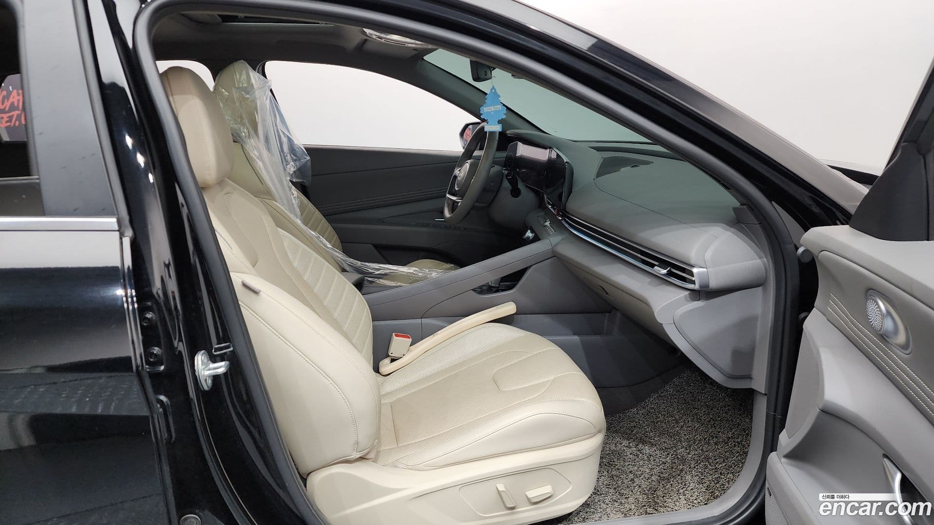 Main__Slider__Photo:AVANTE Hyundai 2023.3-10