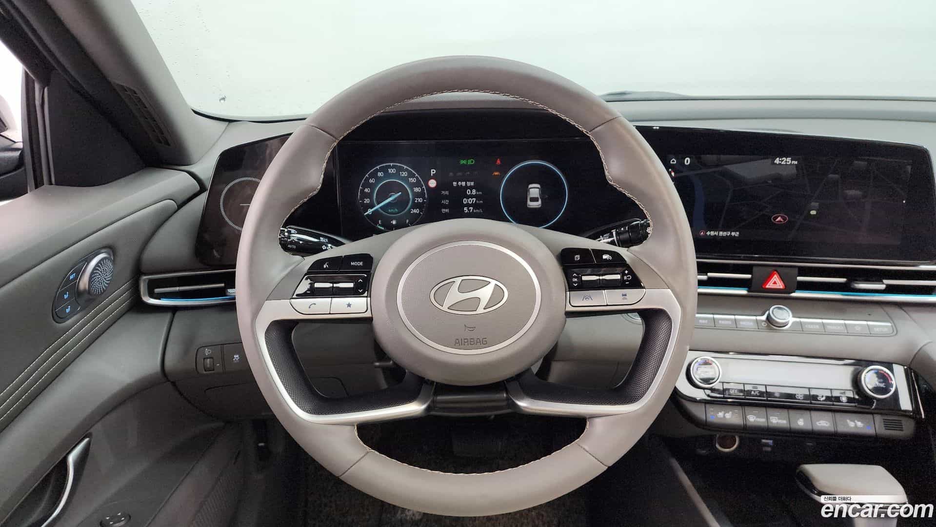AVANTE Hyundai 2023.3-OPTION-016