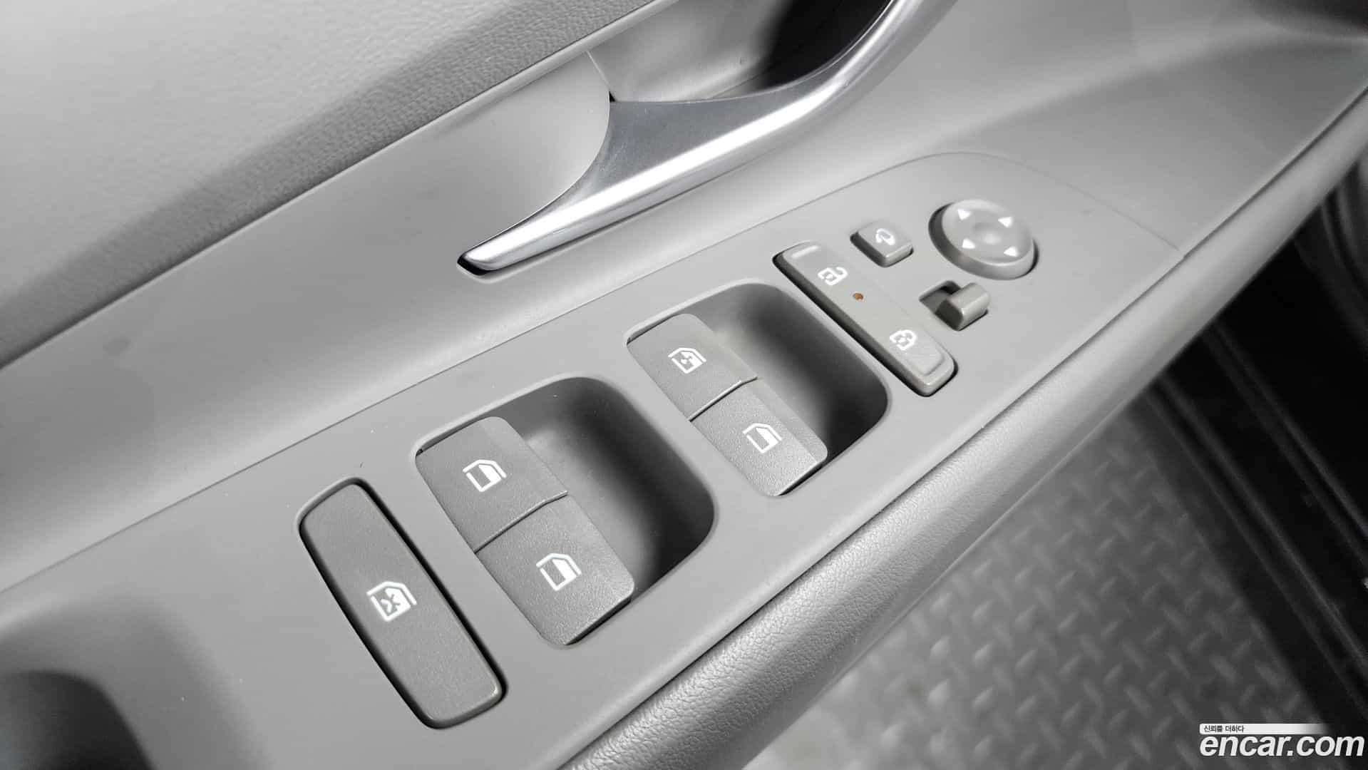 AVANTE Hyundai 2023.3-OPTION-040