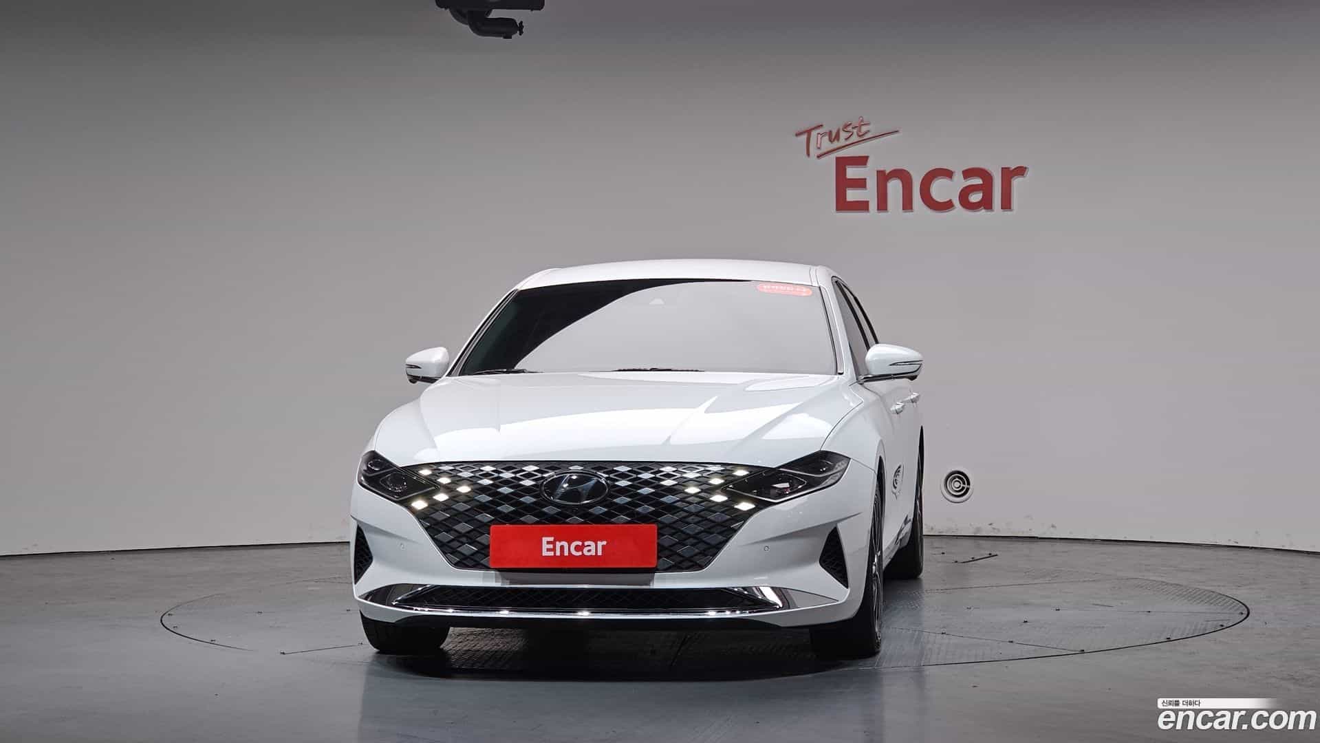 Grandeur Hyundai 2020.0-OUTER-003