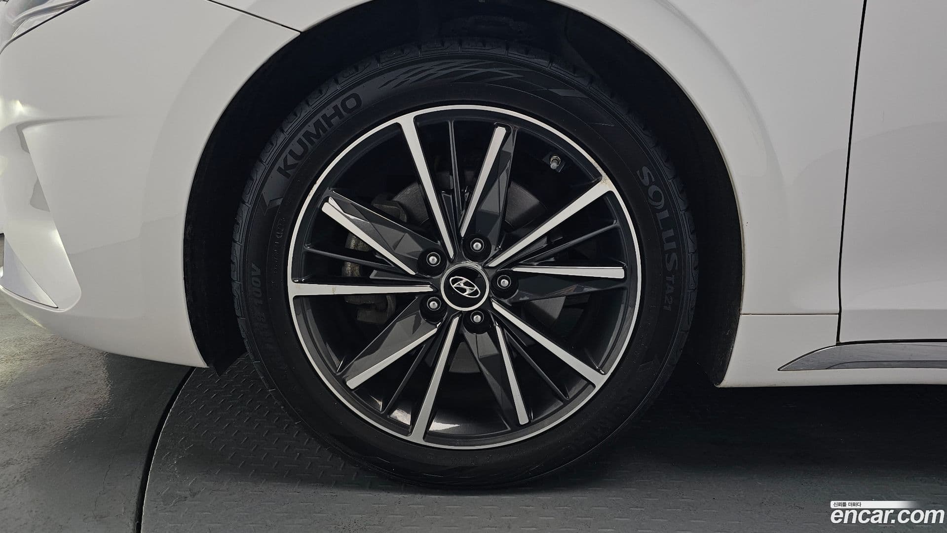 Main__Slider__Photo:Grandeur Hyundai 2020.0-4