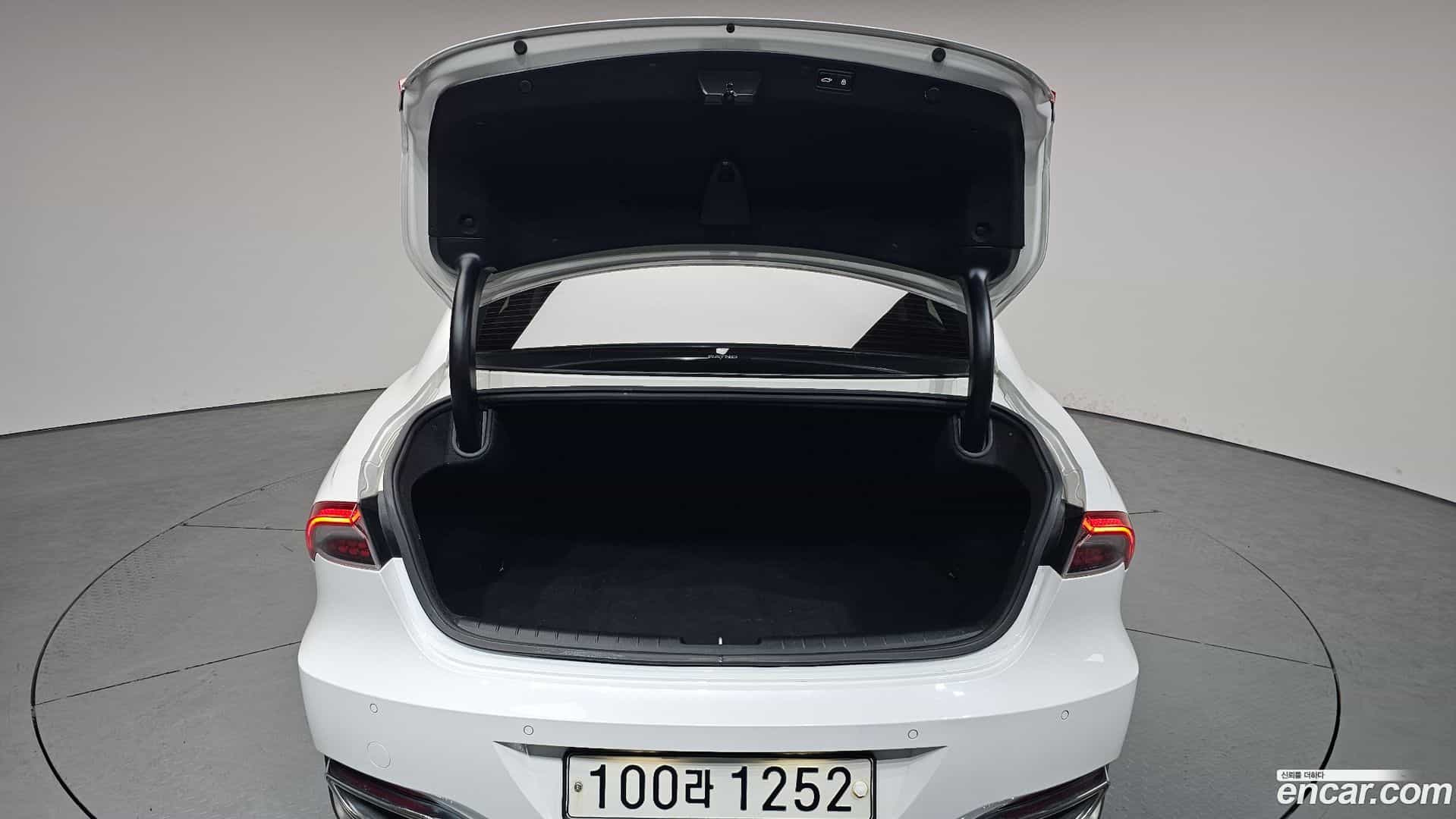 Grandeur Hyundai 2020.0-OPTION-046
