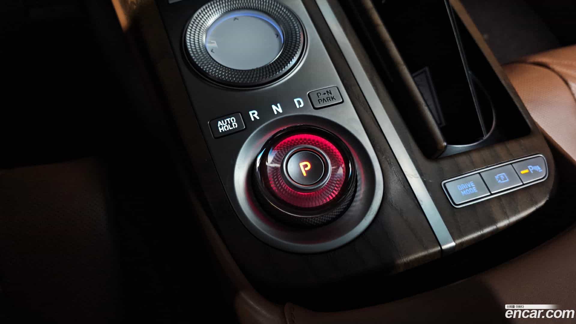 G80 Genesis 2022.2-INNER-009