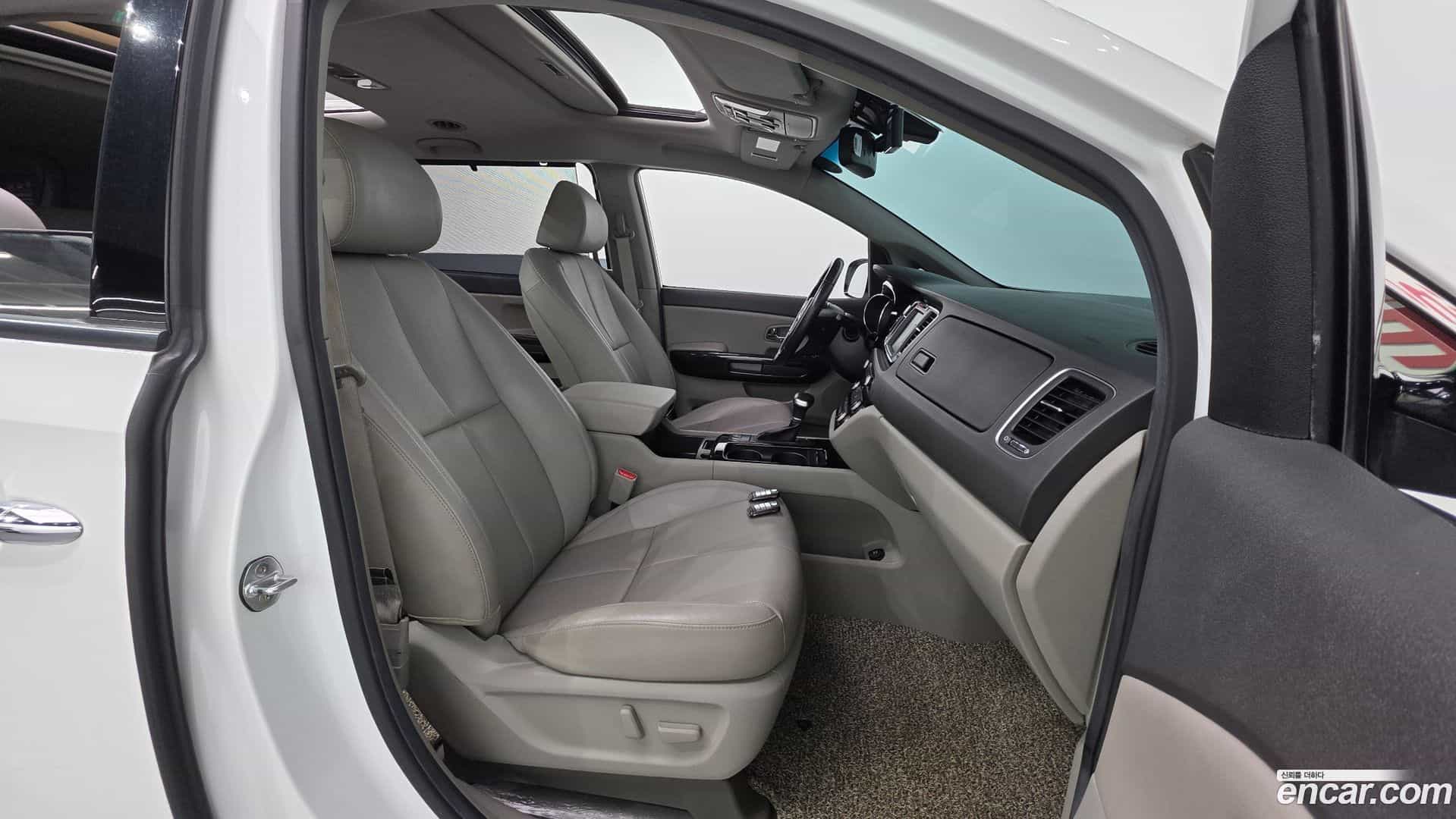 Canival Kia 2017.10-INNER-010