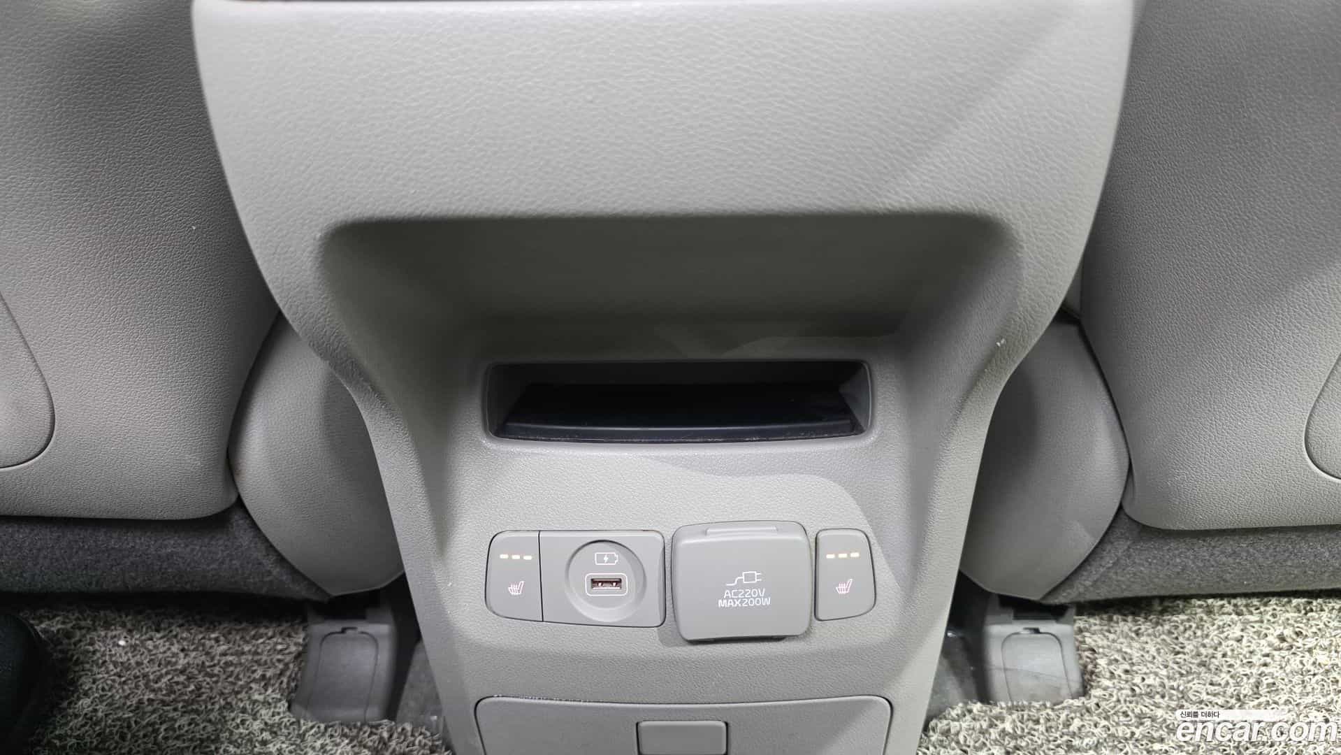 Canival Kia 2017.10-OPTION-022