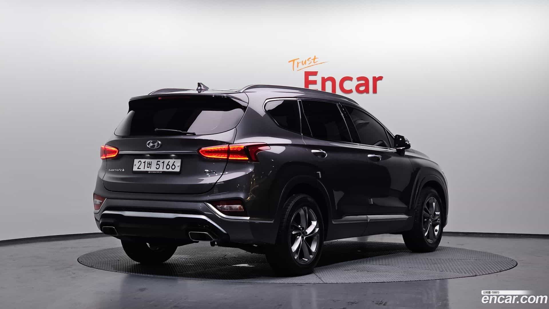 Santafe Hyundai 2018.10-OUTER-002