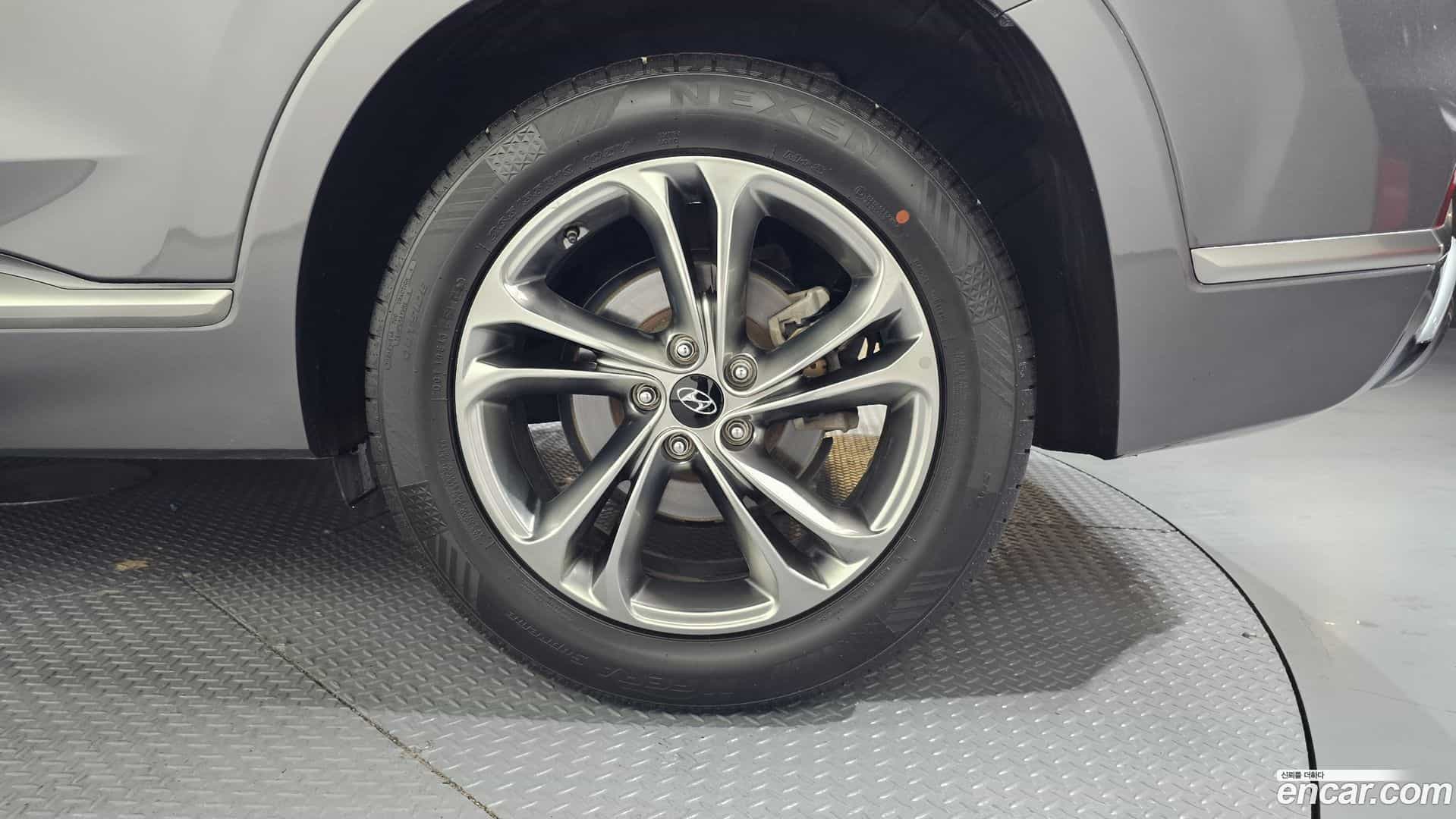 Santafe Hyundai 2018.10-OUTER-031