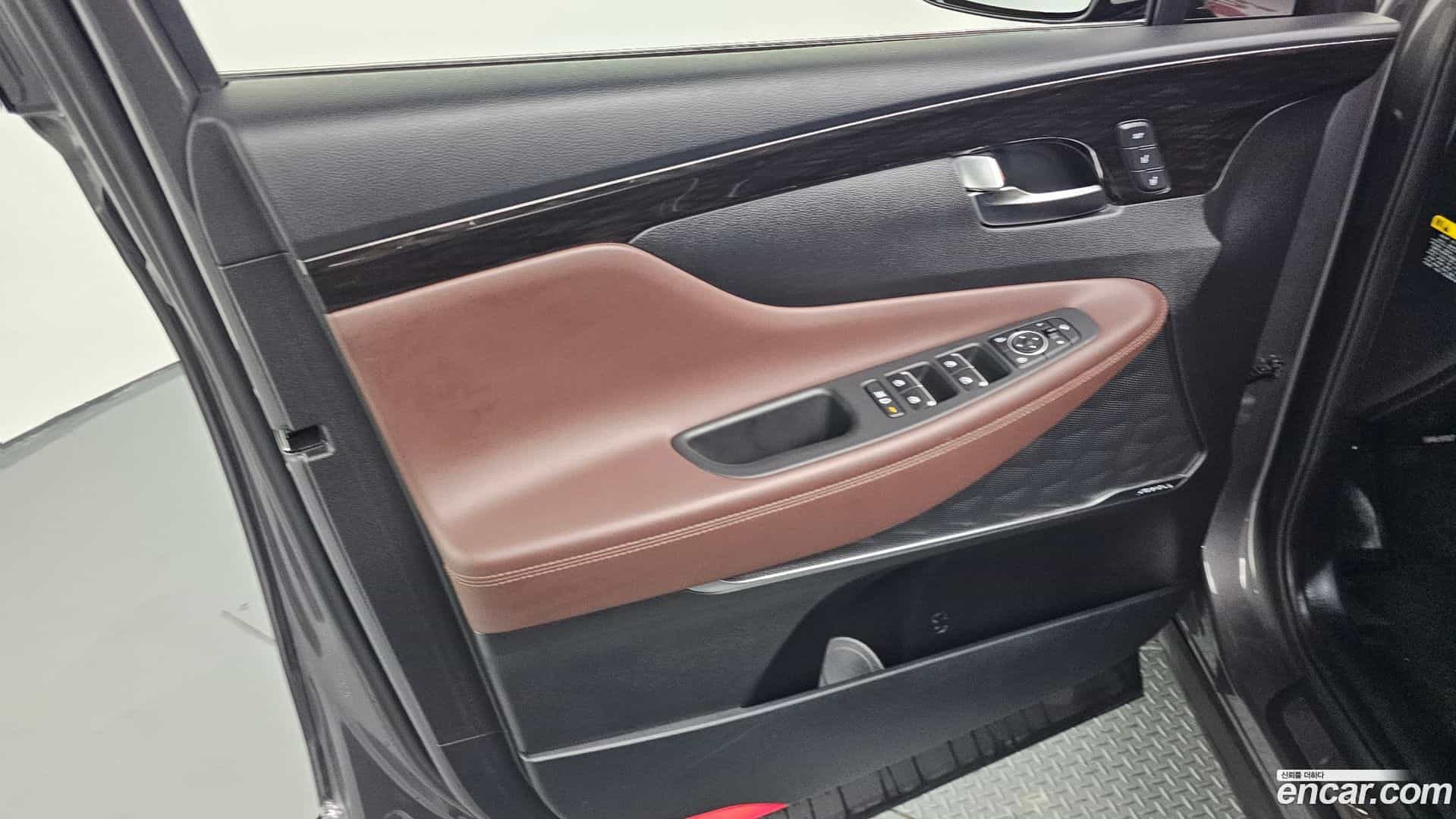 Santafe Hyundai 2018.10-INNER-034