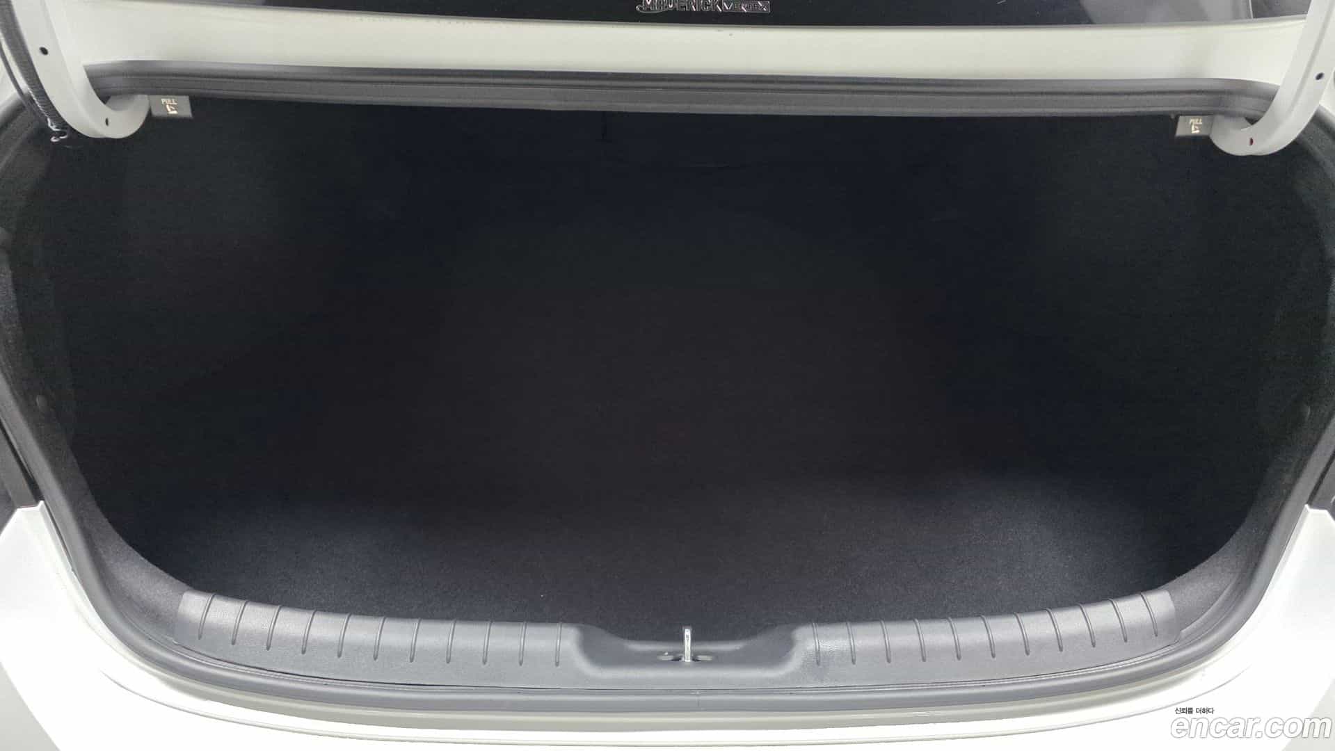 AVANTE Hyundai 2024.3-OPTION-024