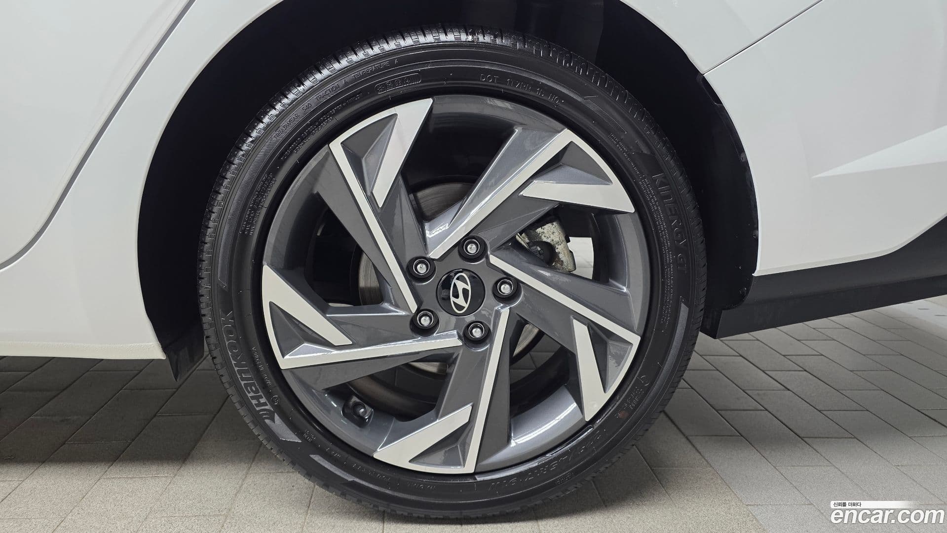 Main__Slider__Photo:AVANTE Hyundai 2024.3-20