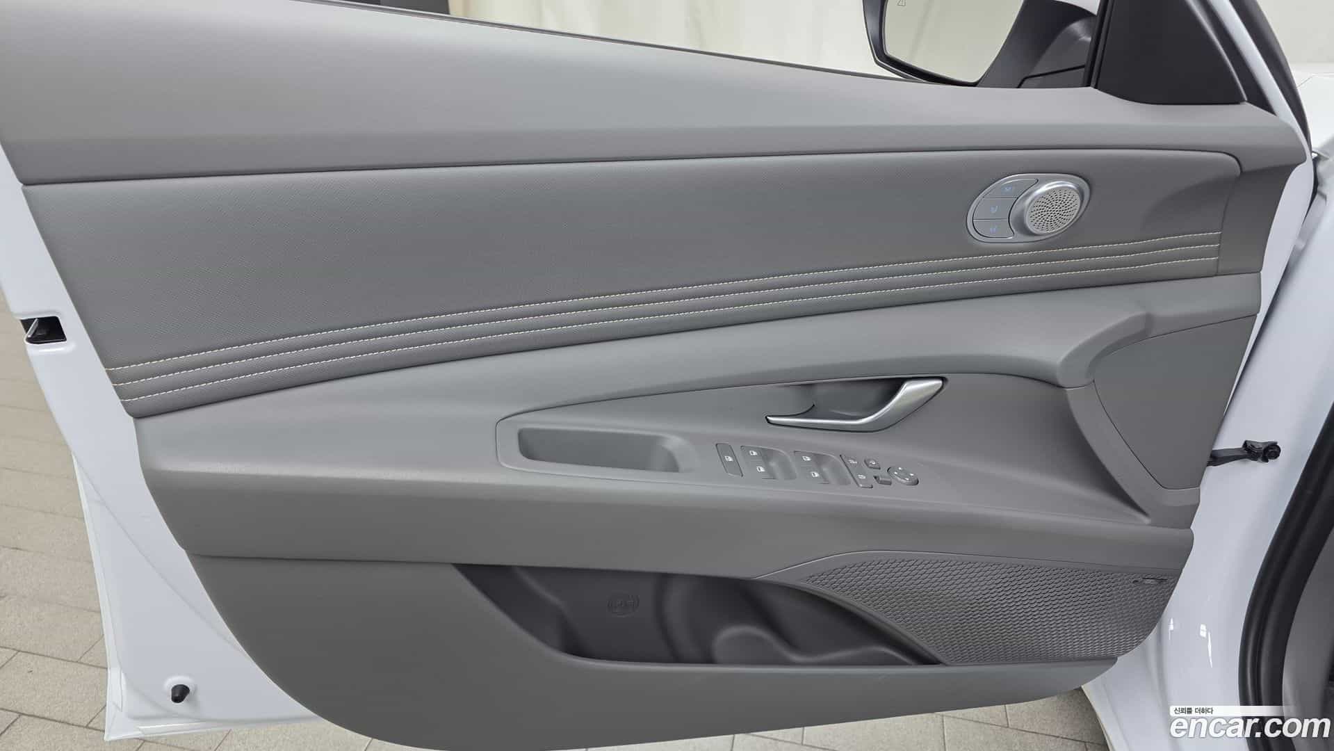 AVANTE Hyundai 2024.3-INNER-034