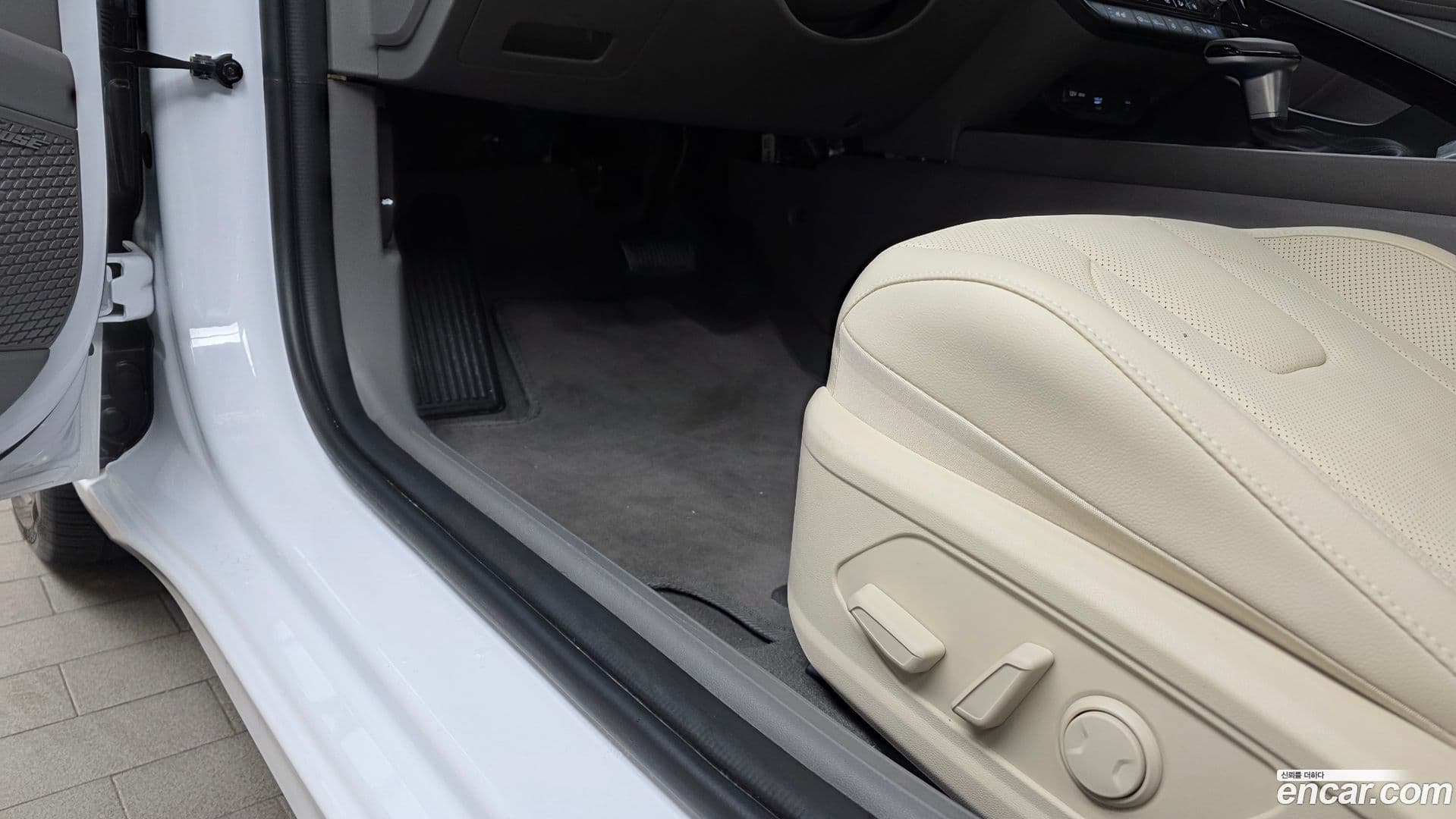 Main__Slider__Photo:AVANTE Hyundai 2024.3-29