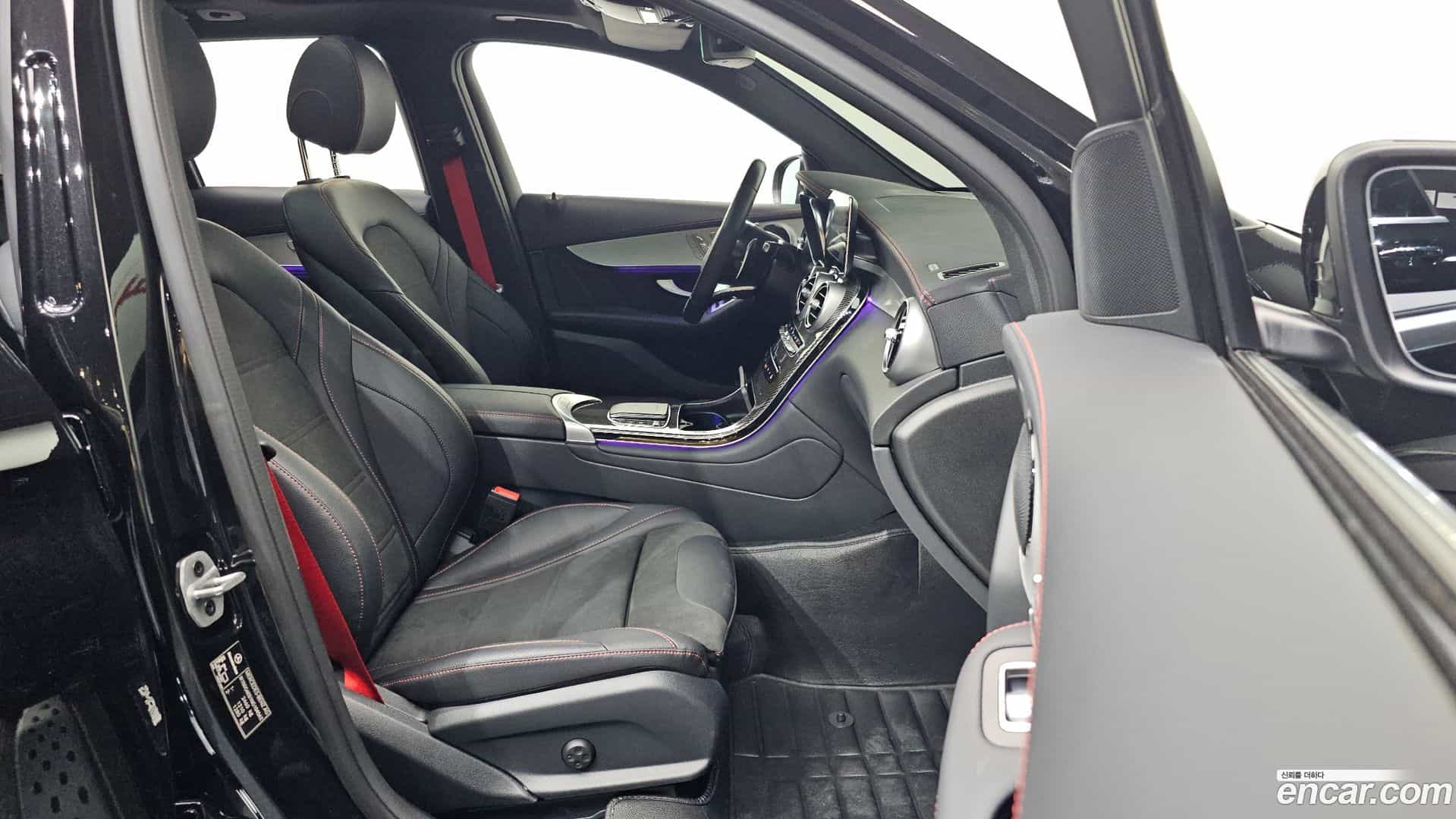 GLC-Class Mercedes-Benz 2022.11-OPTION-015
