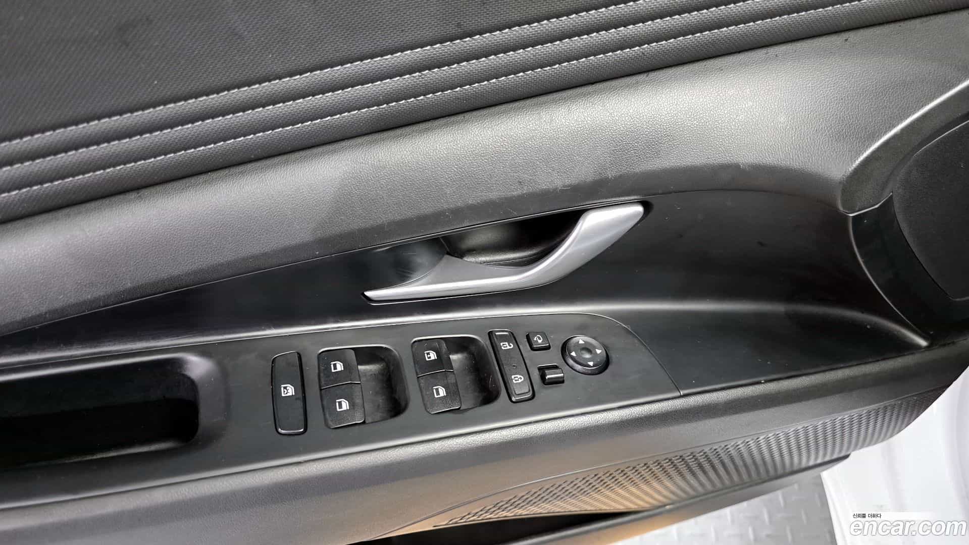 AVANTE Hyundai 2022.8-OPTION-018