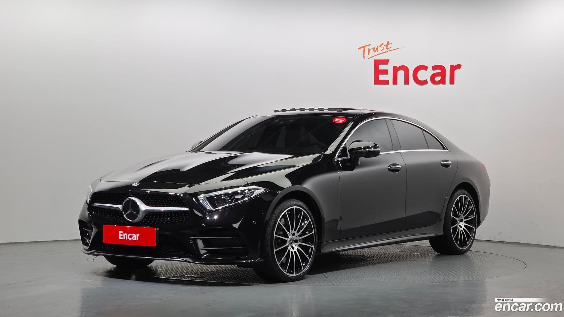 Main__Slider__Photo:CLS-Class Mercedes-Benz 2021.2-0