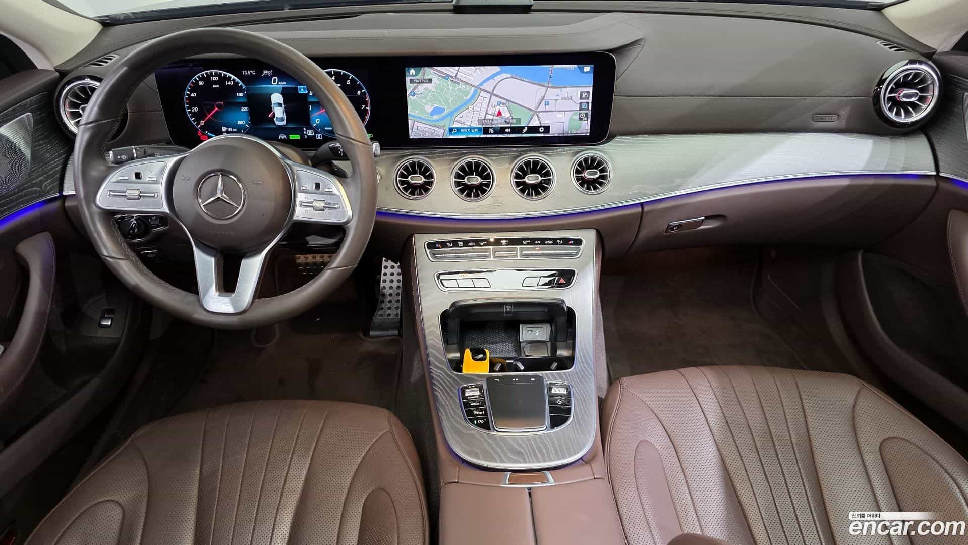 CLS-Class Mercedes-Benz 2021.2-INNER-007