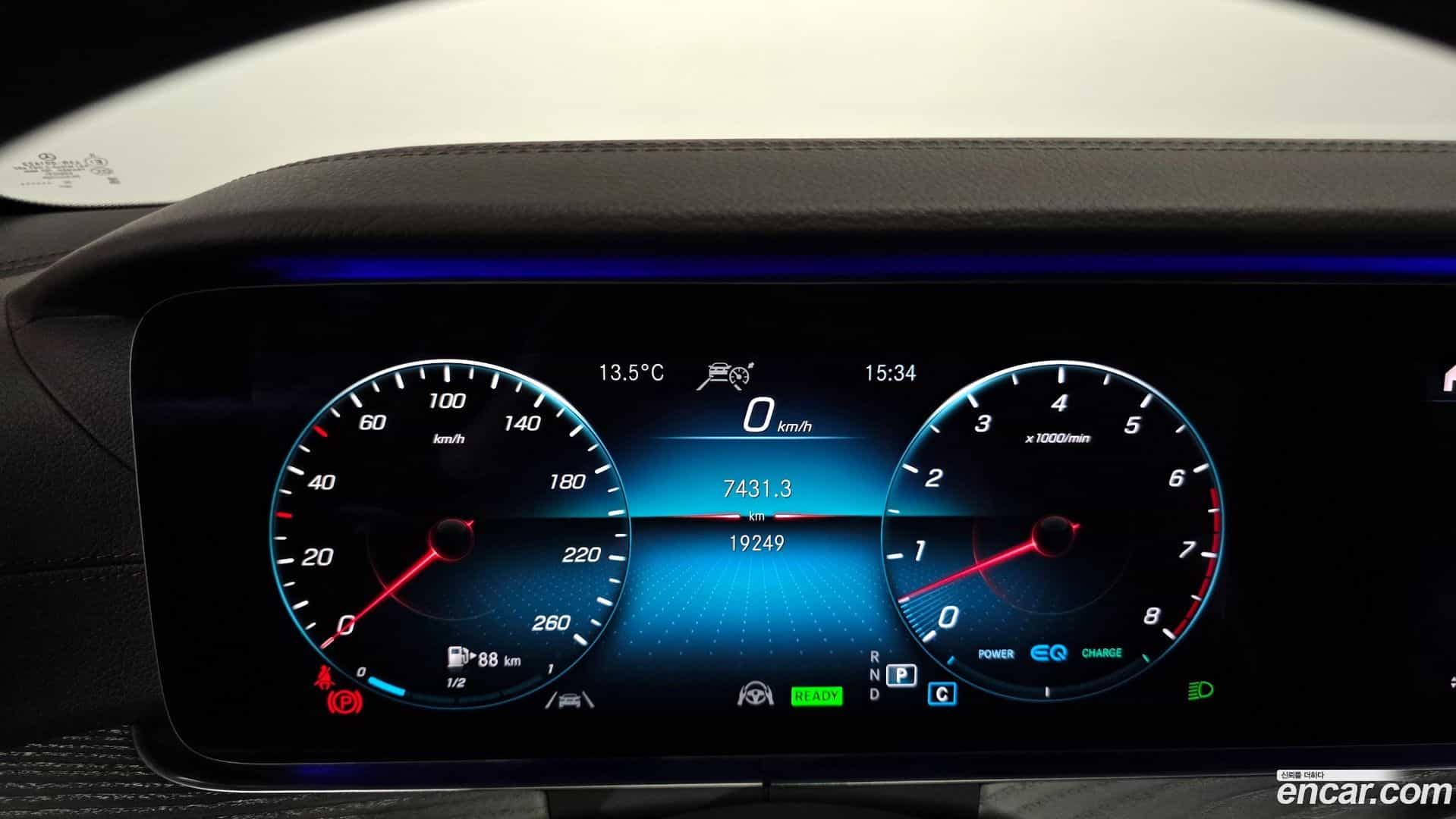 CLS-Class Mercedes-Benz 2021.2-INNER-008