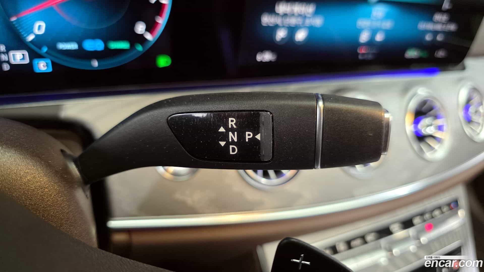 CLS-Class Mercedes-Benz 2021.2-INNER-009