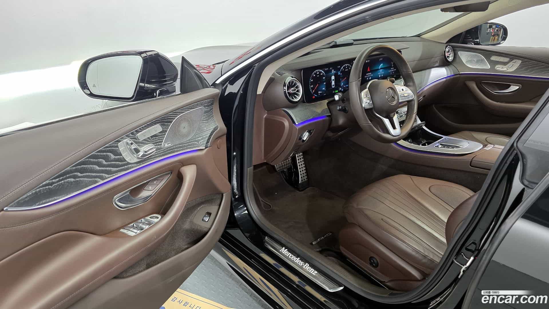 CLS-Class Mercedes-Benz 2021.2-INNER-010