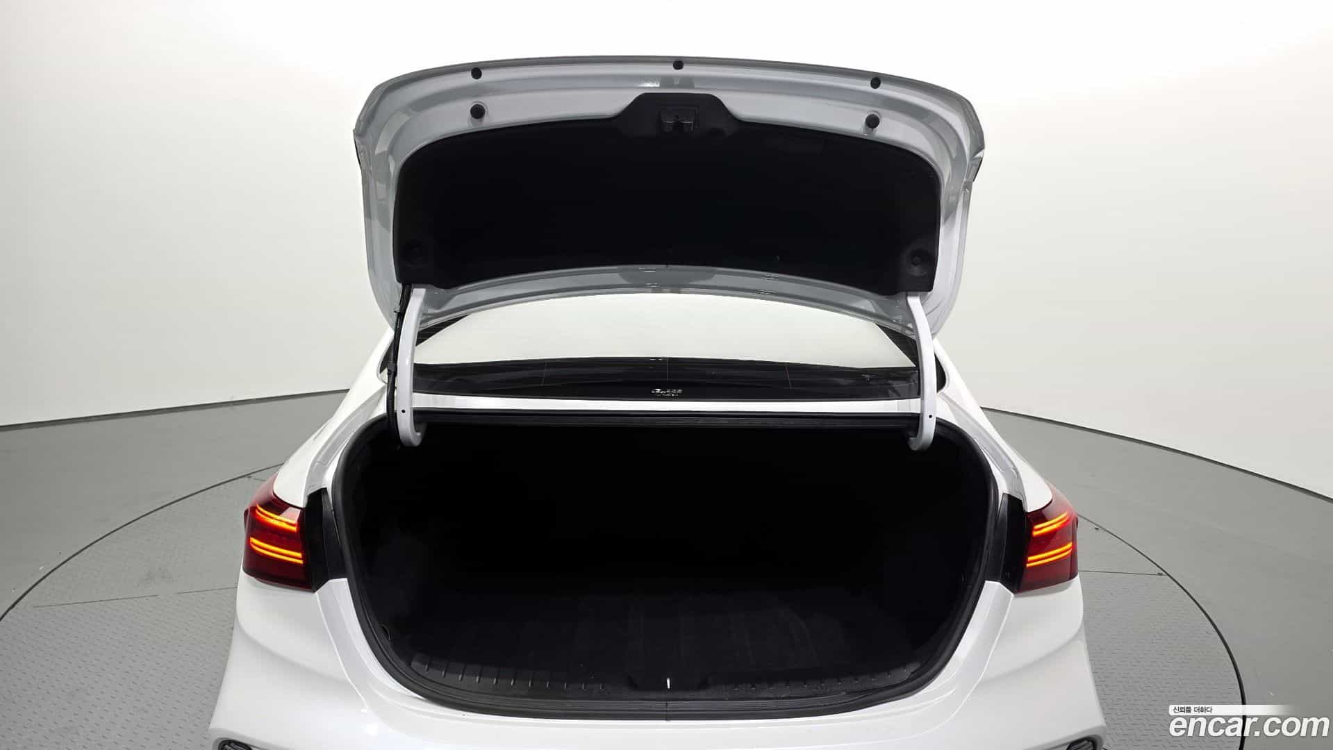 K3 Kia 2021.4-OPTION-024