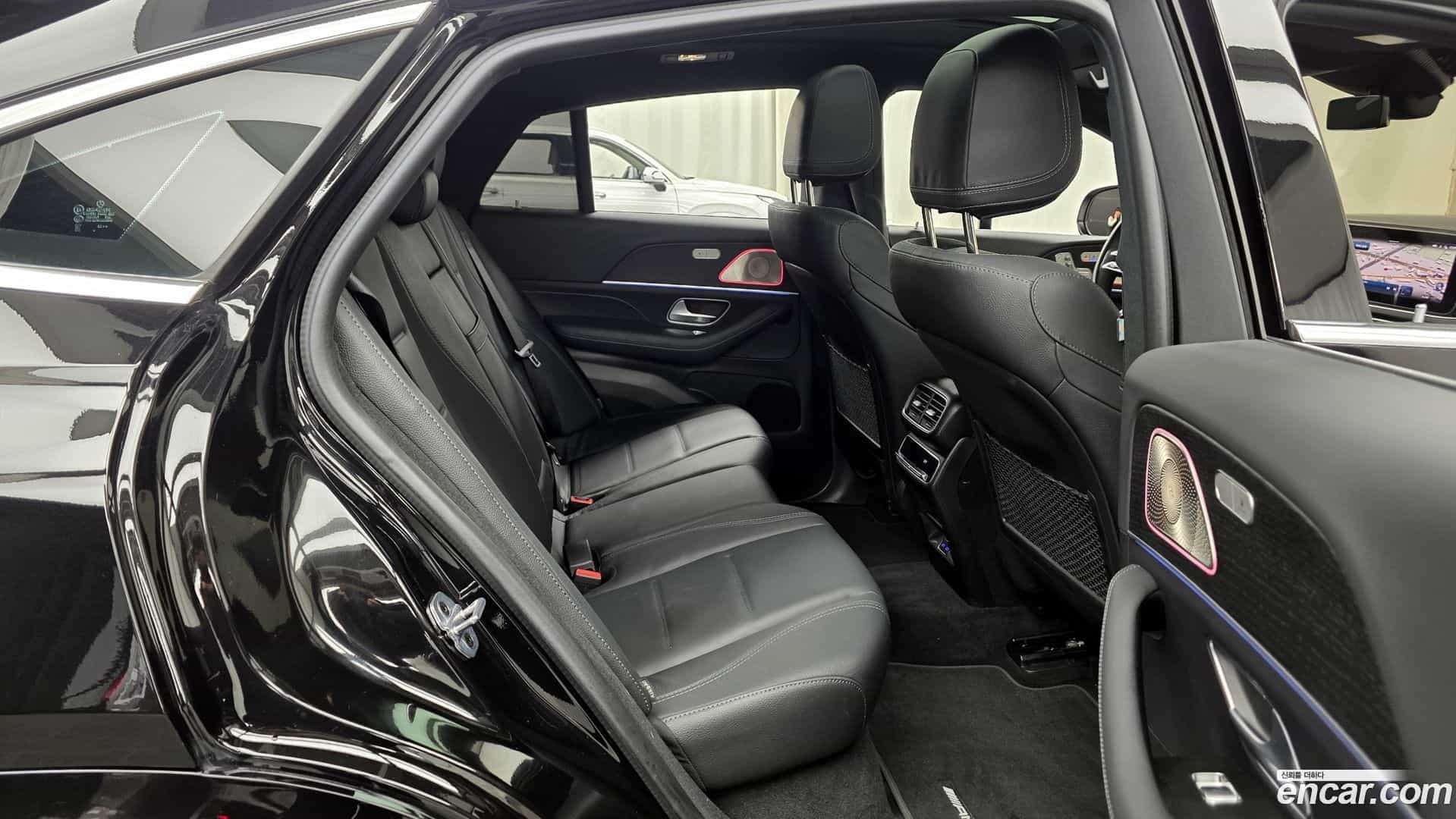GLE-Class Mercedes-Benz 2023.11-OPTION-016
