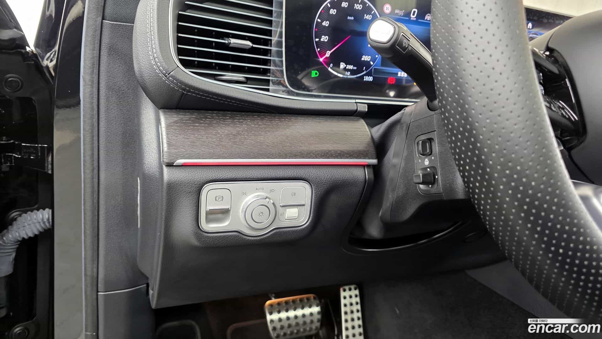 GLE-Class Mercedes-Benz 2023.11-OPTION-020