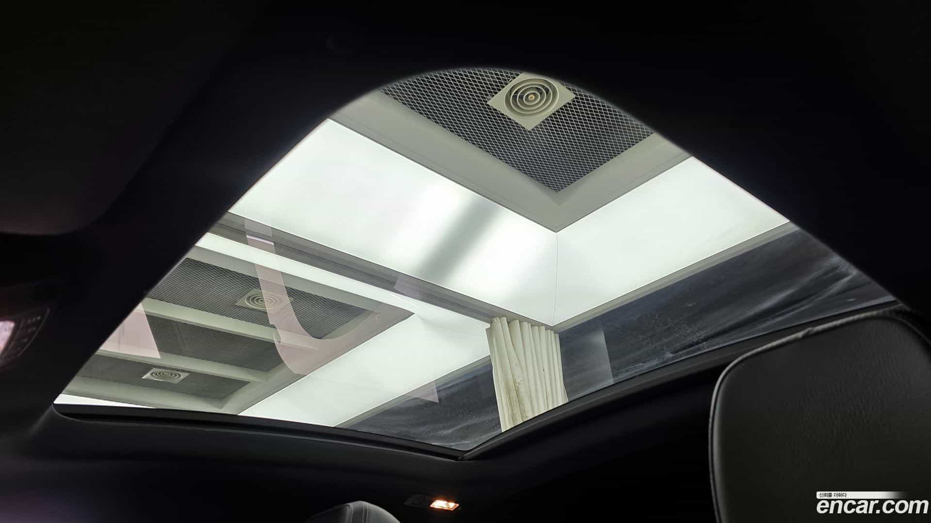 GLE-Class Mercedes-Benz 2023.11-OPTION-023