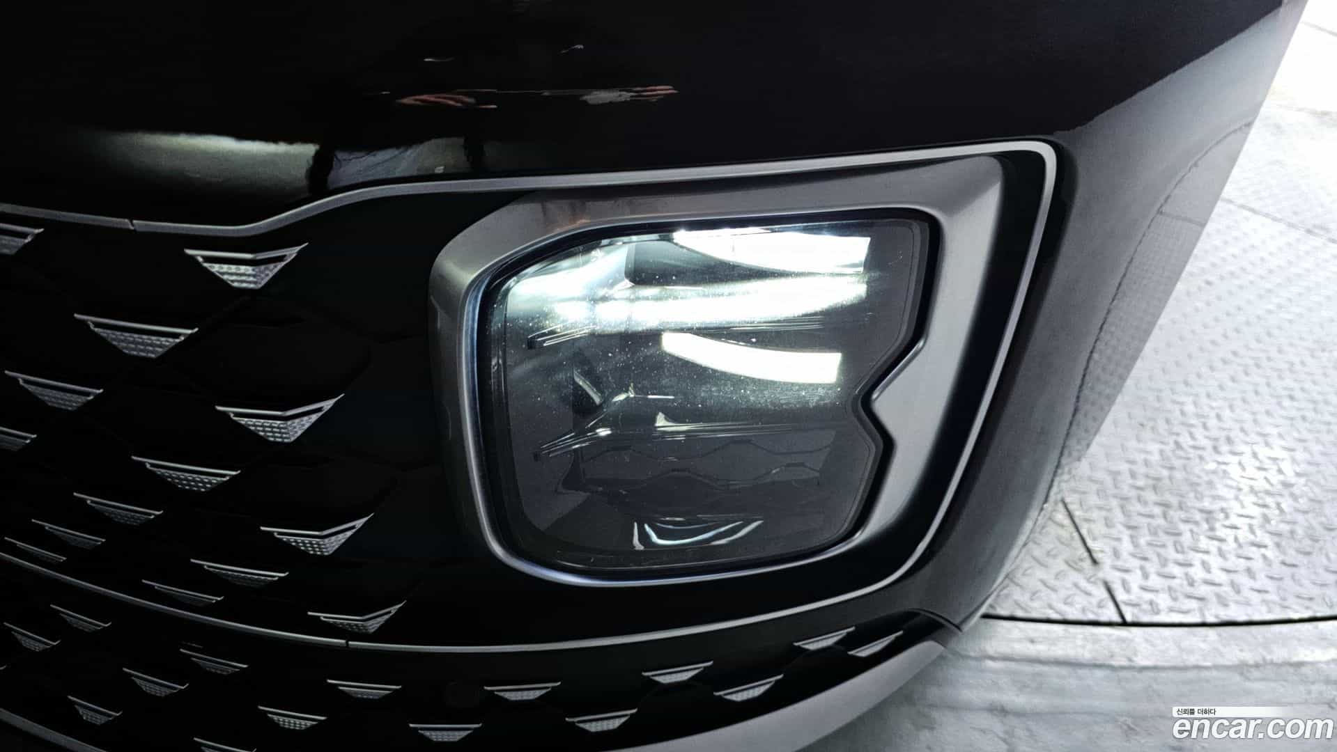 Grandeur Hyundai 2023.1-OUTER-032